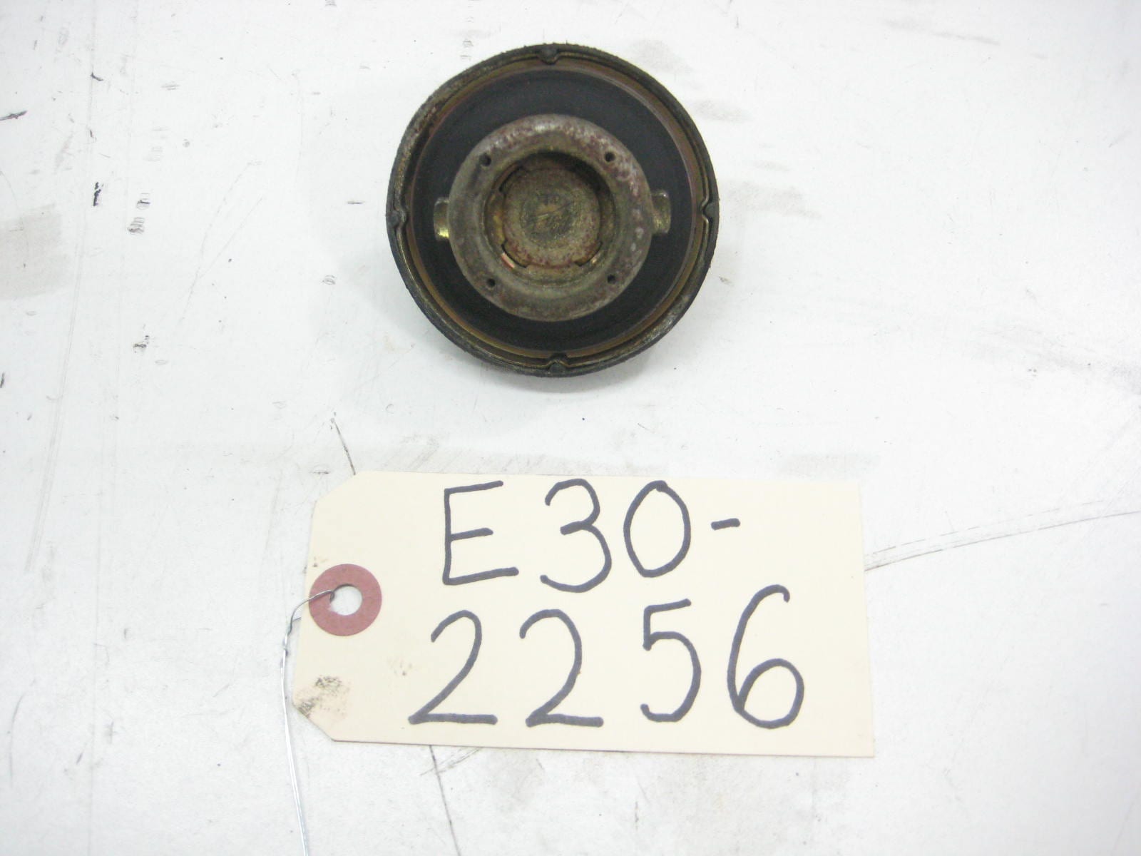 bmw e30 325 318 gas fuel cap