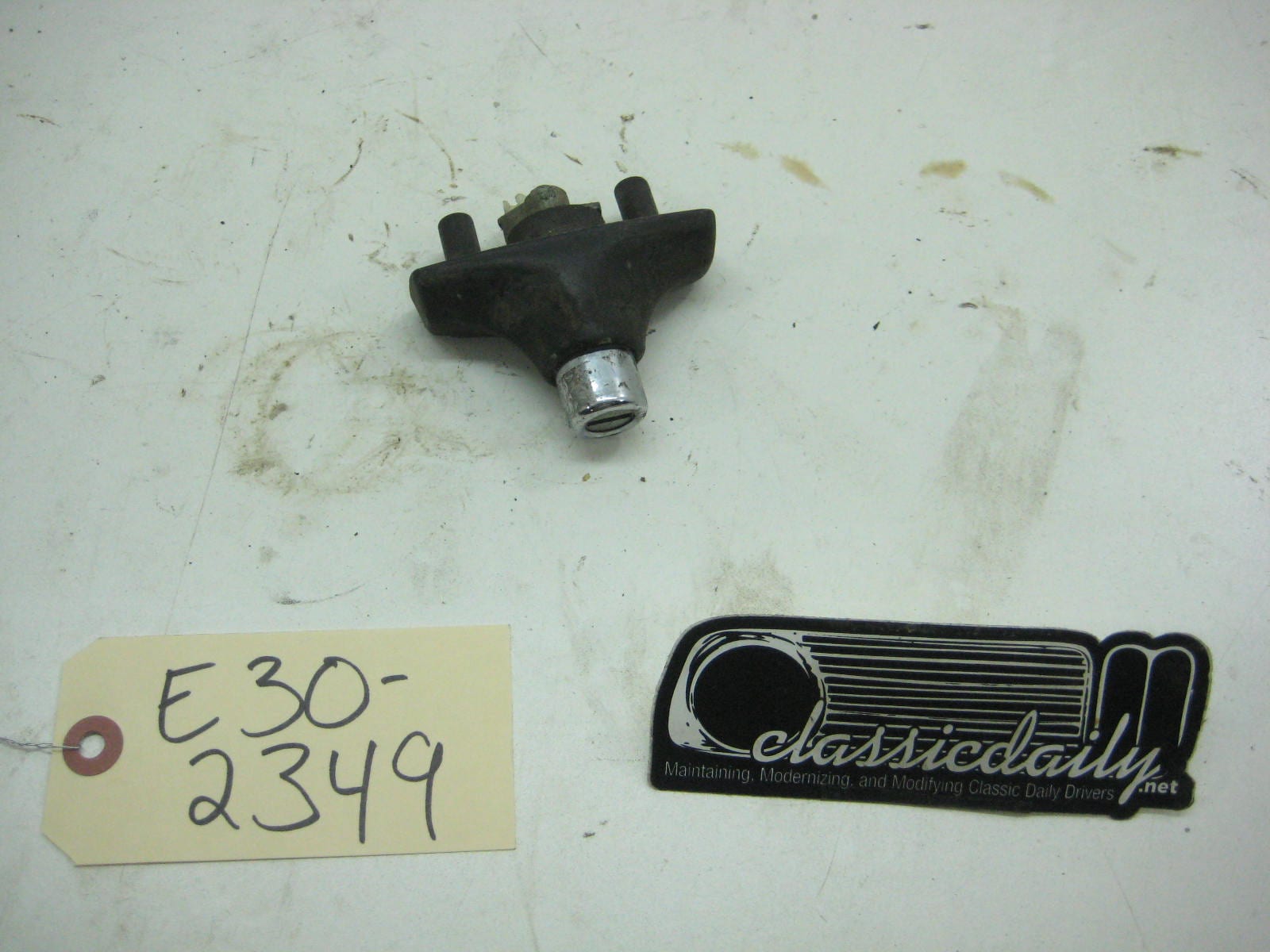 used parts trunk latch exterior