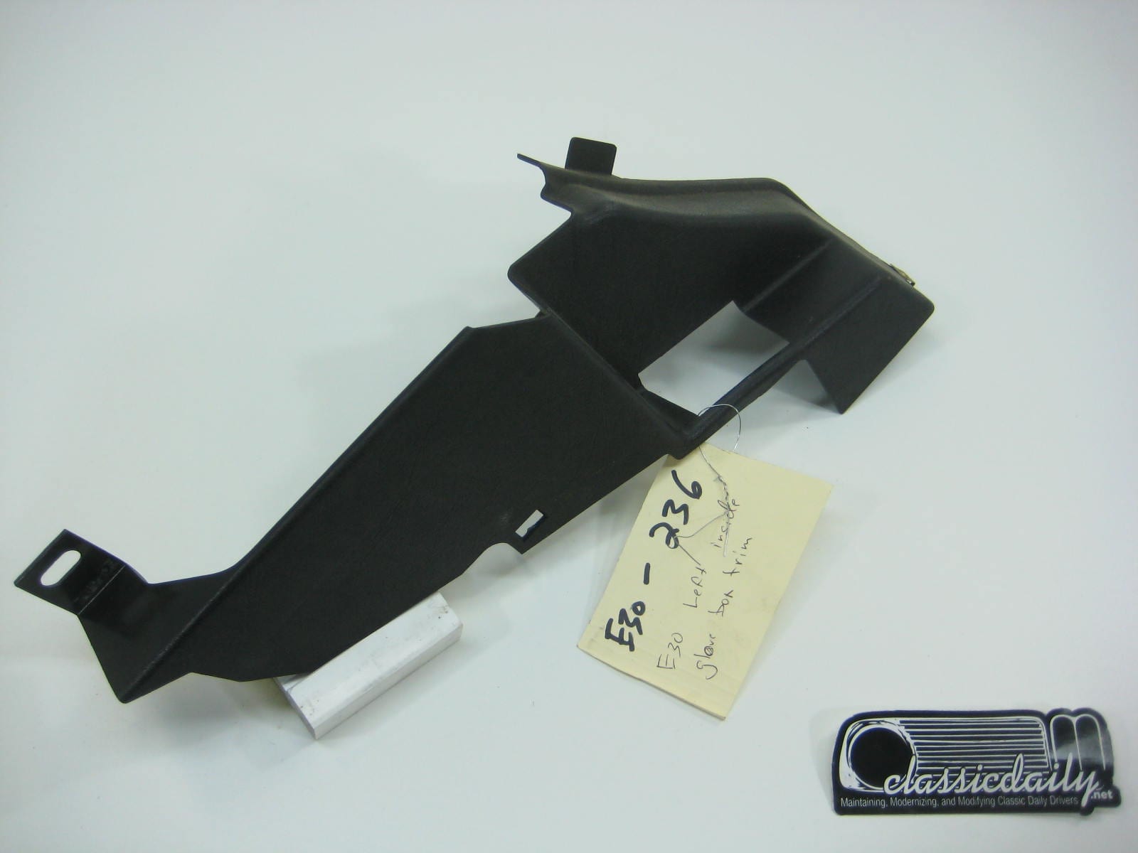 bmw e30 325 318 left interior glove box trim