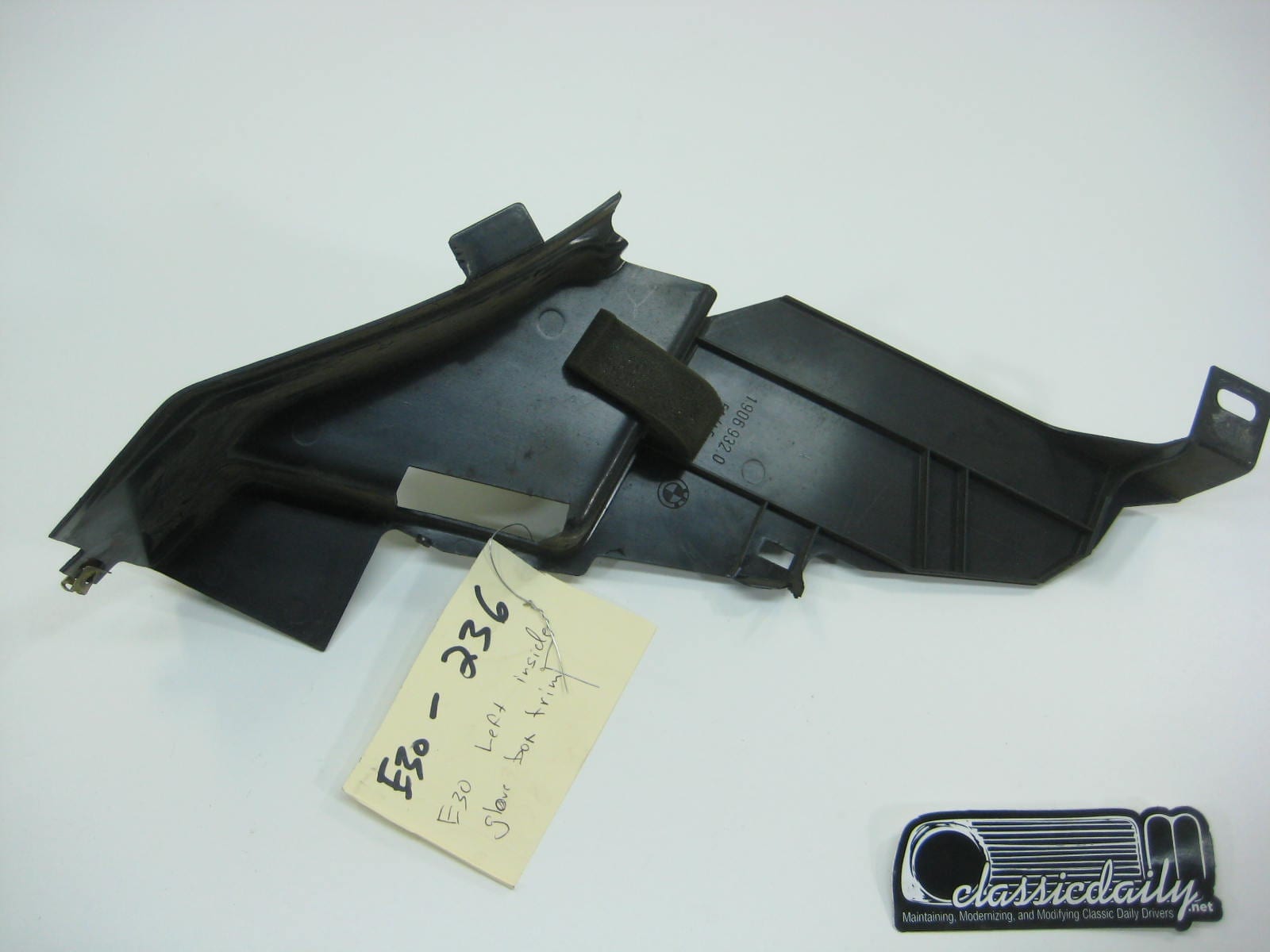 bmw e30 325 318 left interior glove box trim
