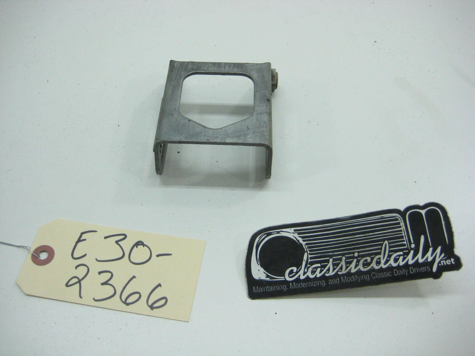 bmw e30 325 318 alternator adjusting bracket m42
