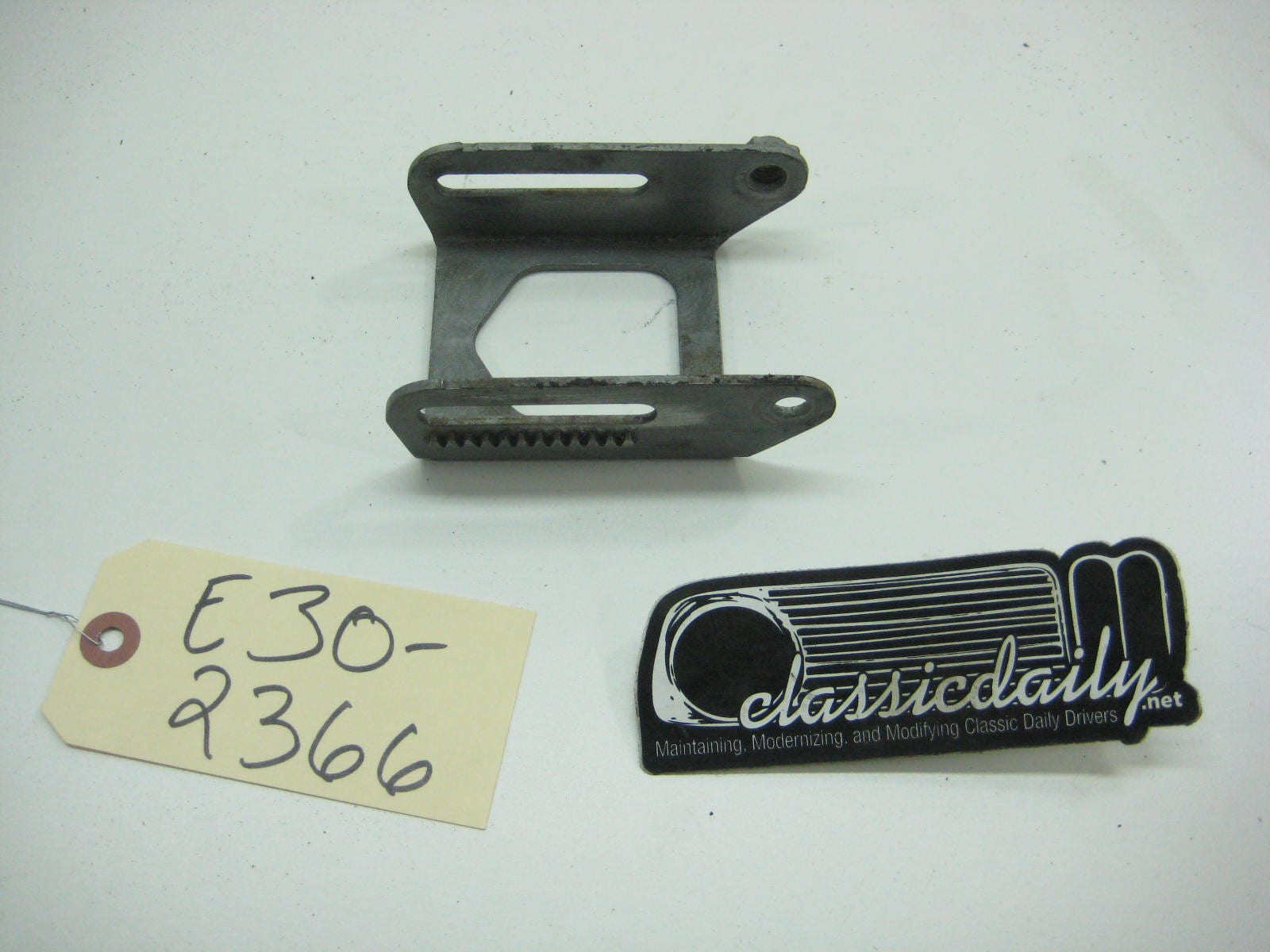 bmw e30 325 318 alternator adjusting bracket m42