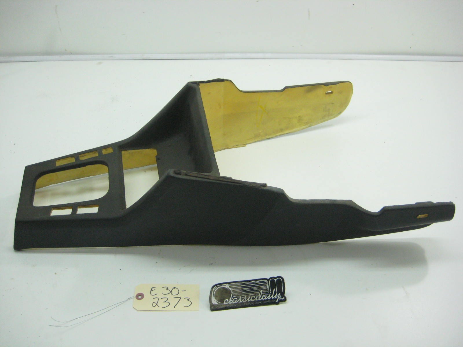 bmw e30 325 318 center console sedan