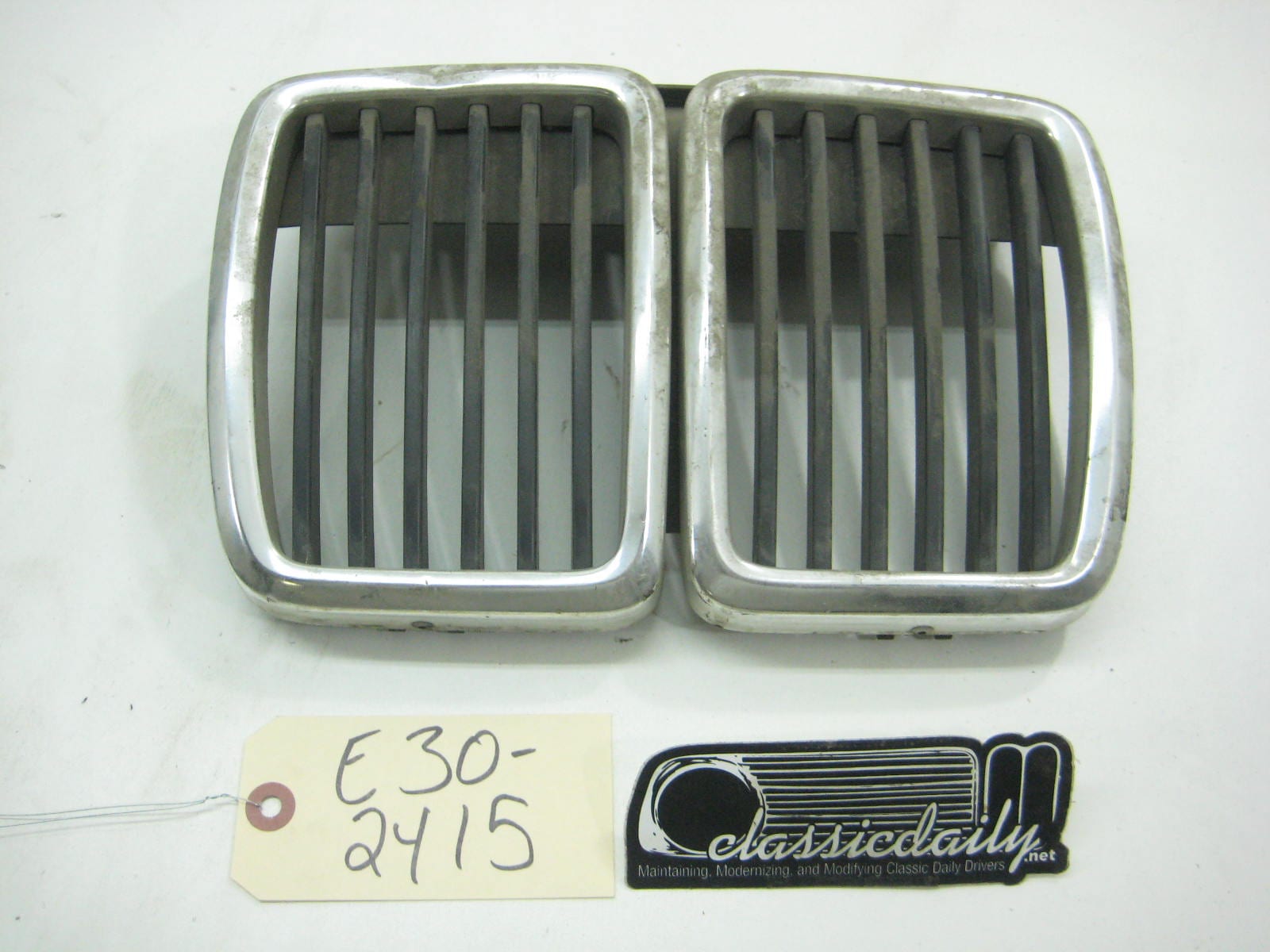 used parts center kidney grill 3