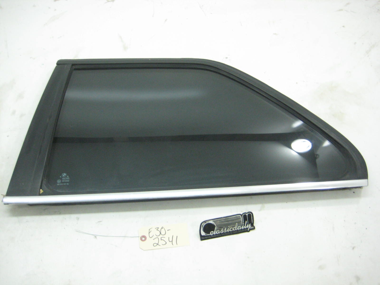 bmw e30 325 318 drivers non flip out couple rear window