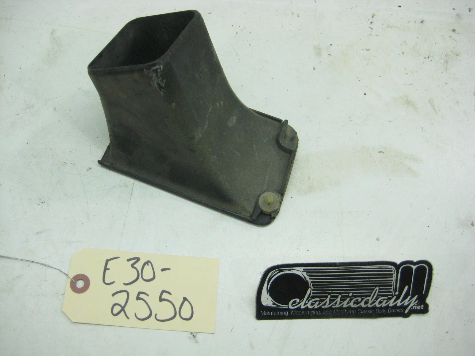 bmw e30 325 318 passenger right side brake cooler air intake