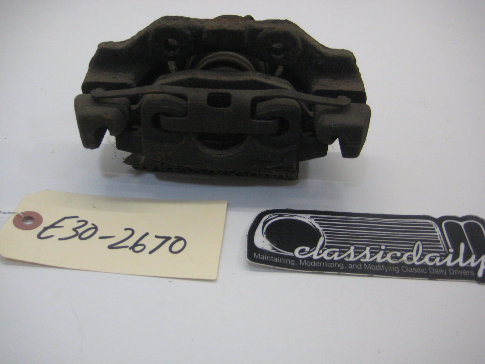 bmw e30 325 318 drivers rear brake caliper