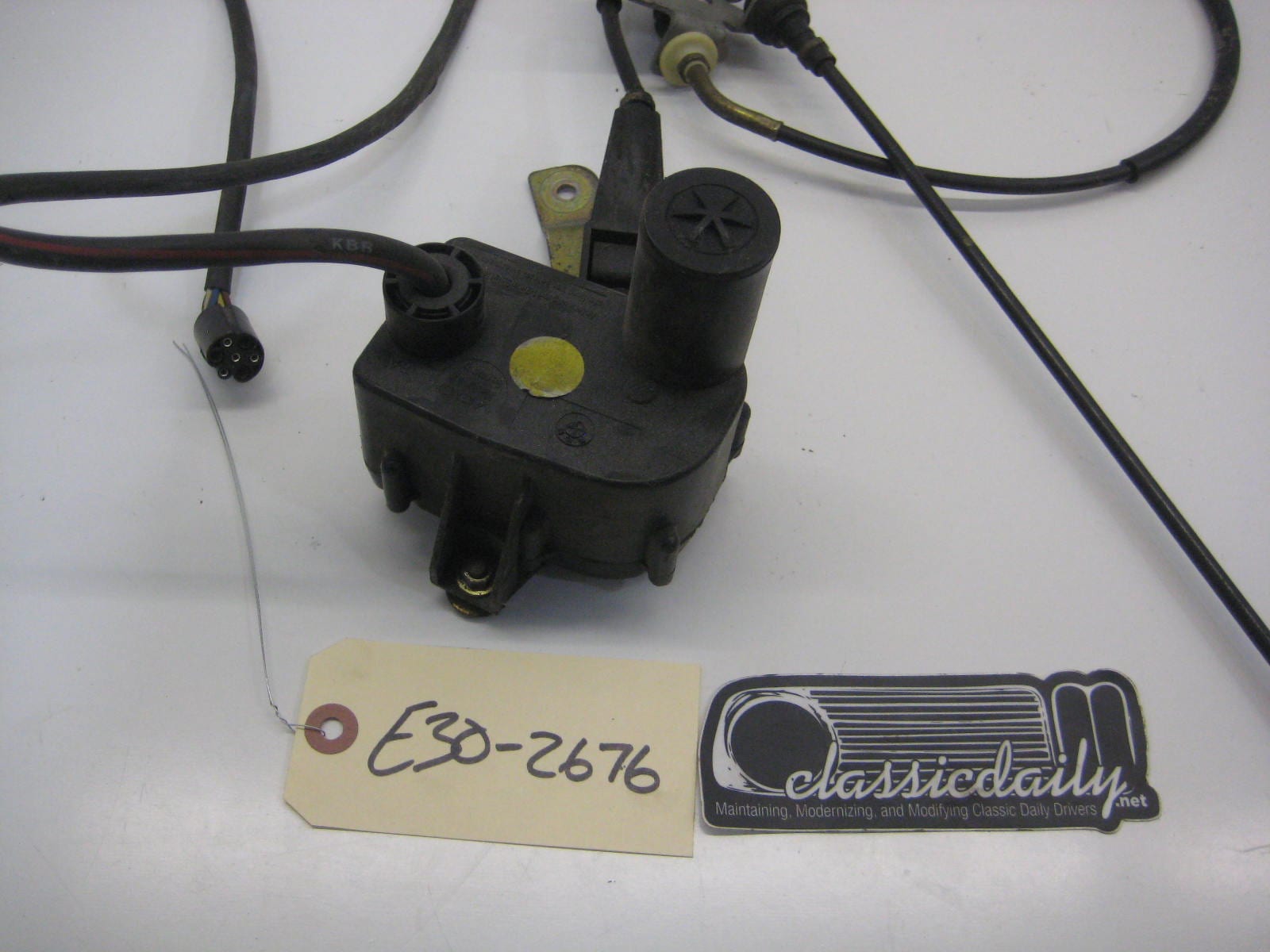 bmw e30 325 318 cruise control actuator