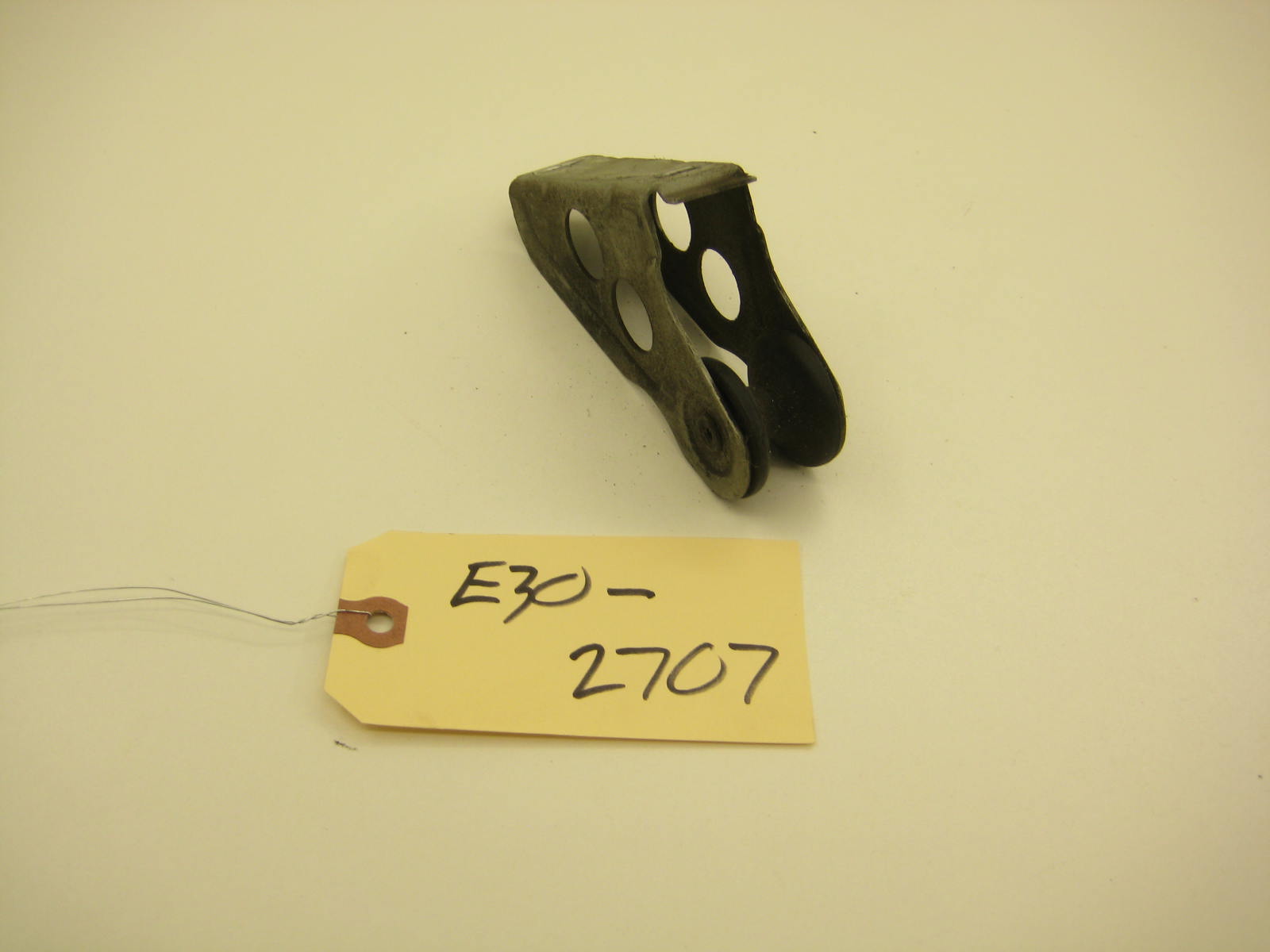 bmw e30 325 318 hood roller bracket