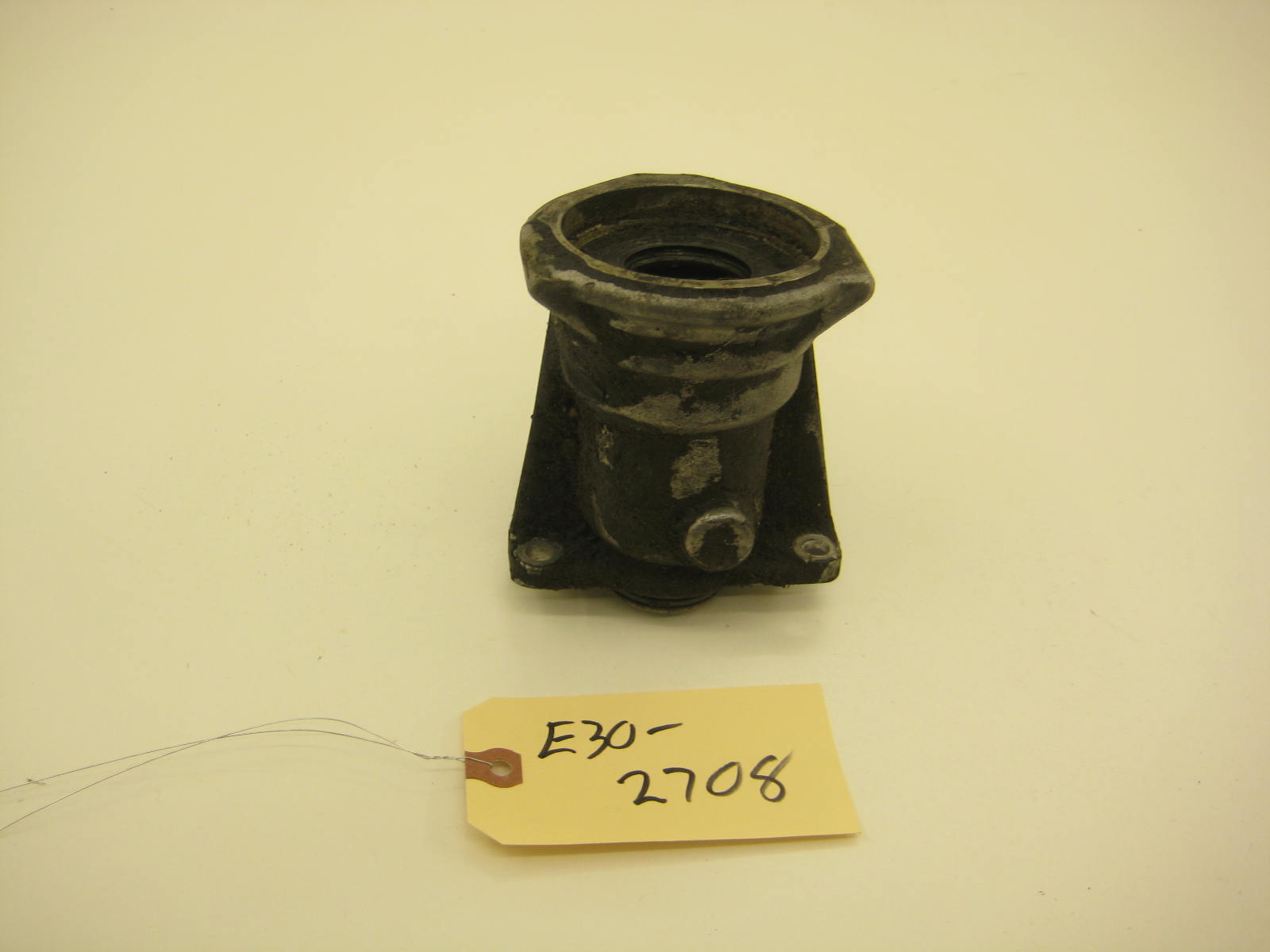 bmw e30 325 318 325ix oil pan axle carrier
