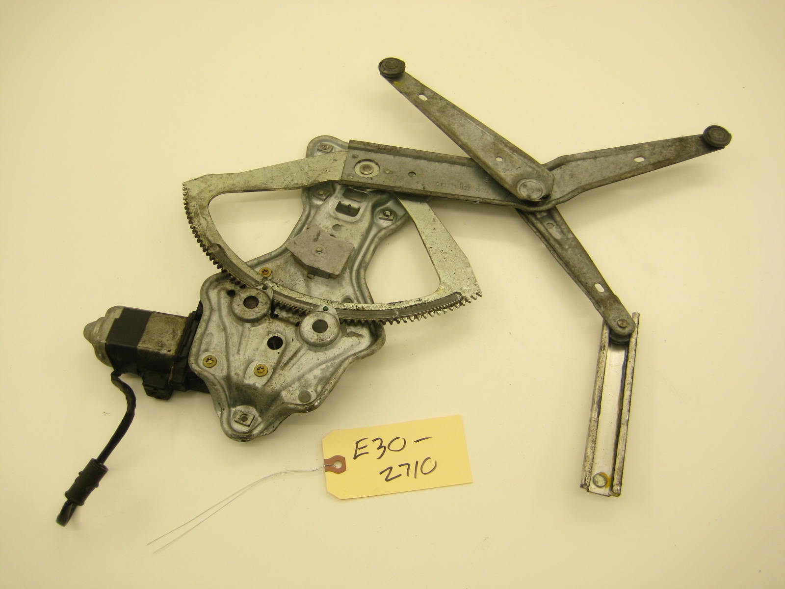bmw e30 325 318 driver side window regulator and motor coupe