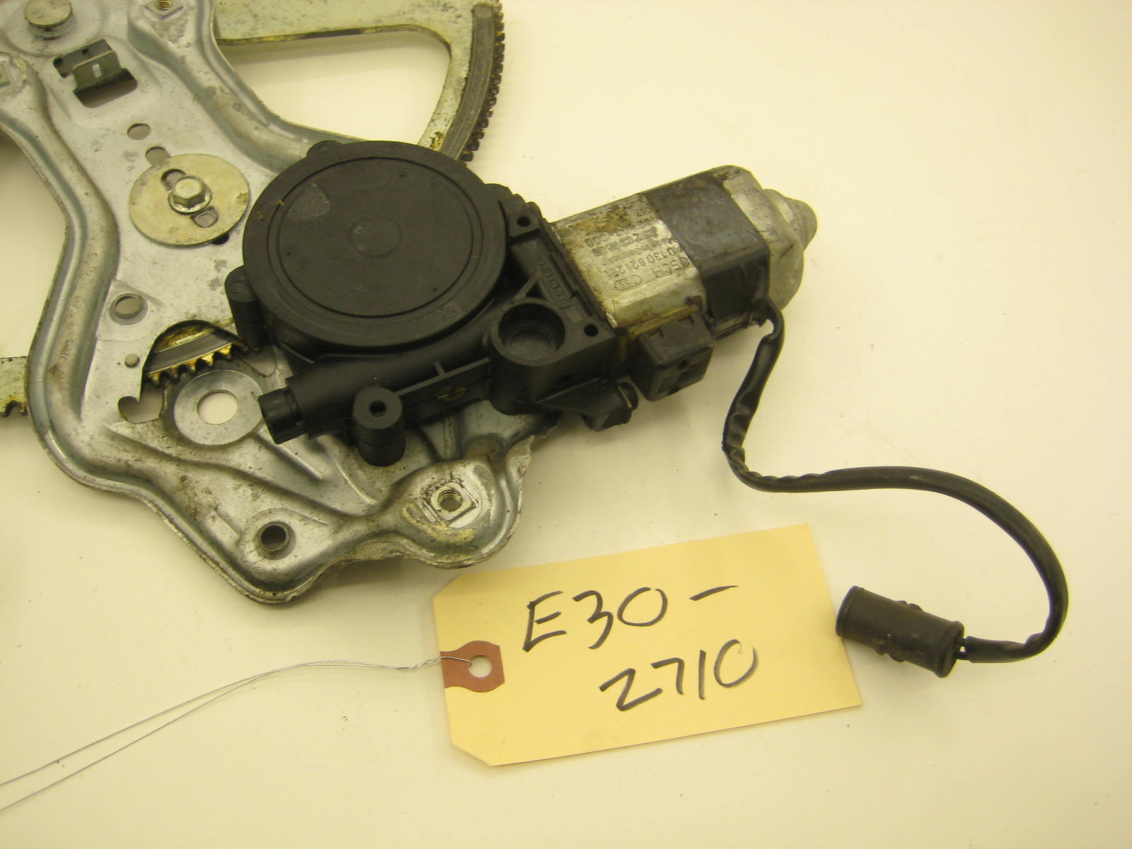 bmw e30 325 318 driver side window regulator and motor coupe