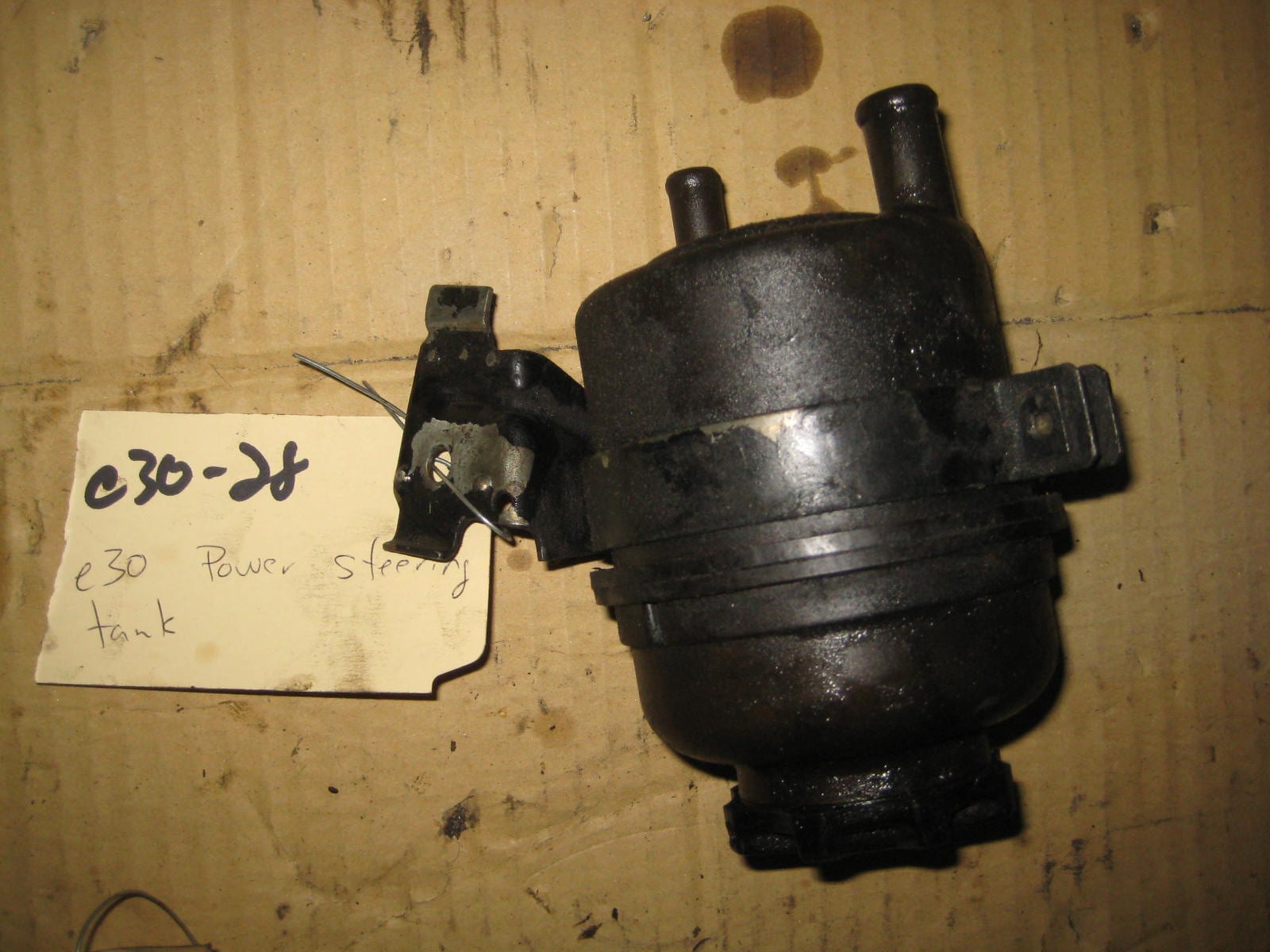 bmw e30 power steering tank reservoir
