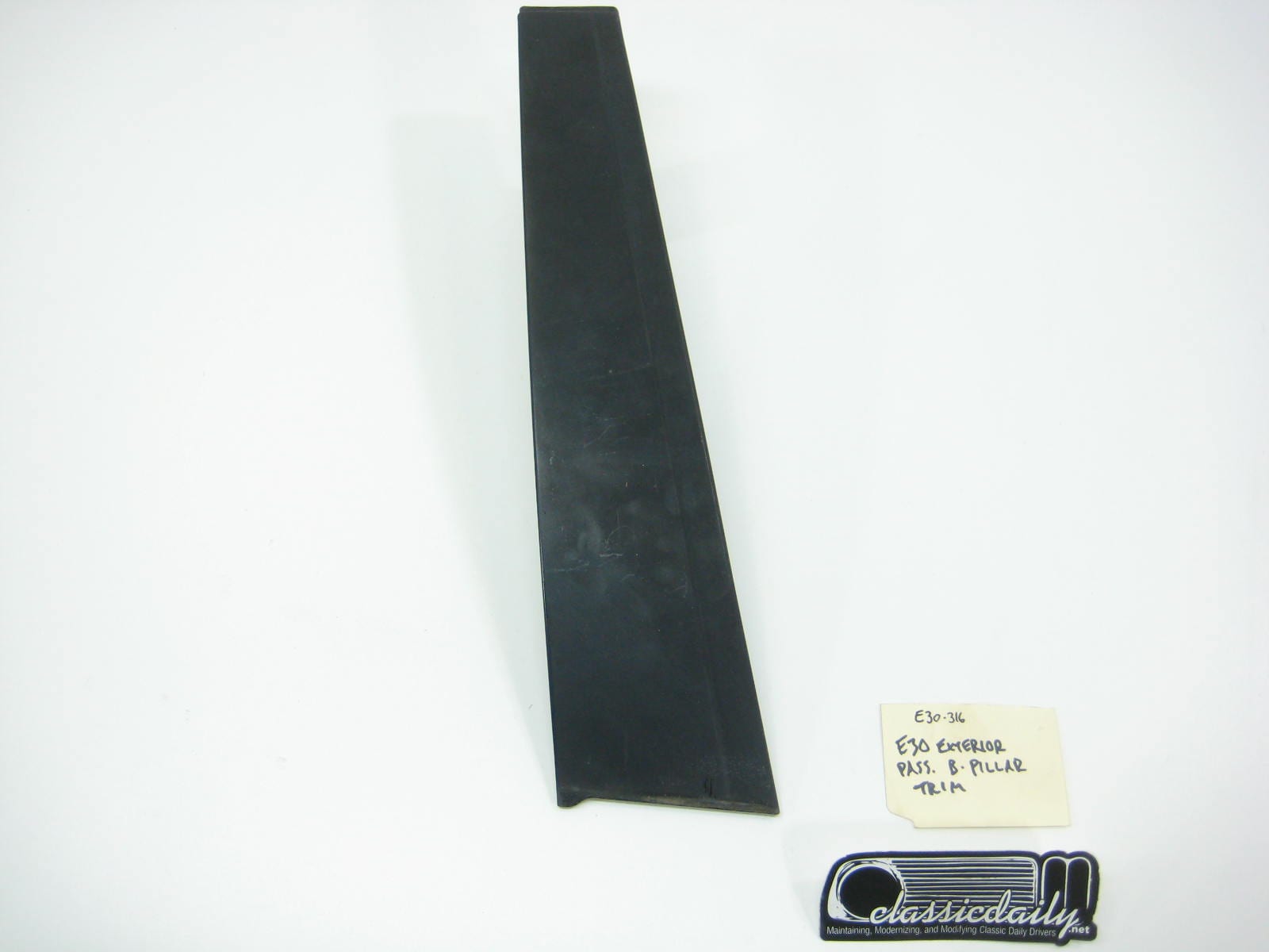 bmw e30 325 318 passenger side exterior b pillar trim