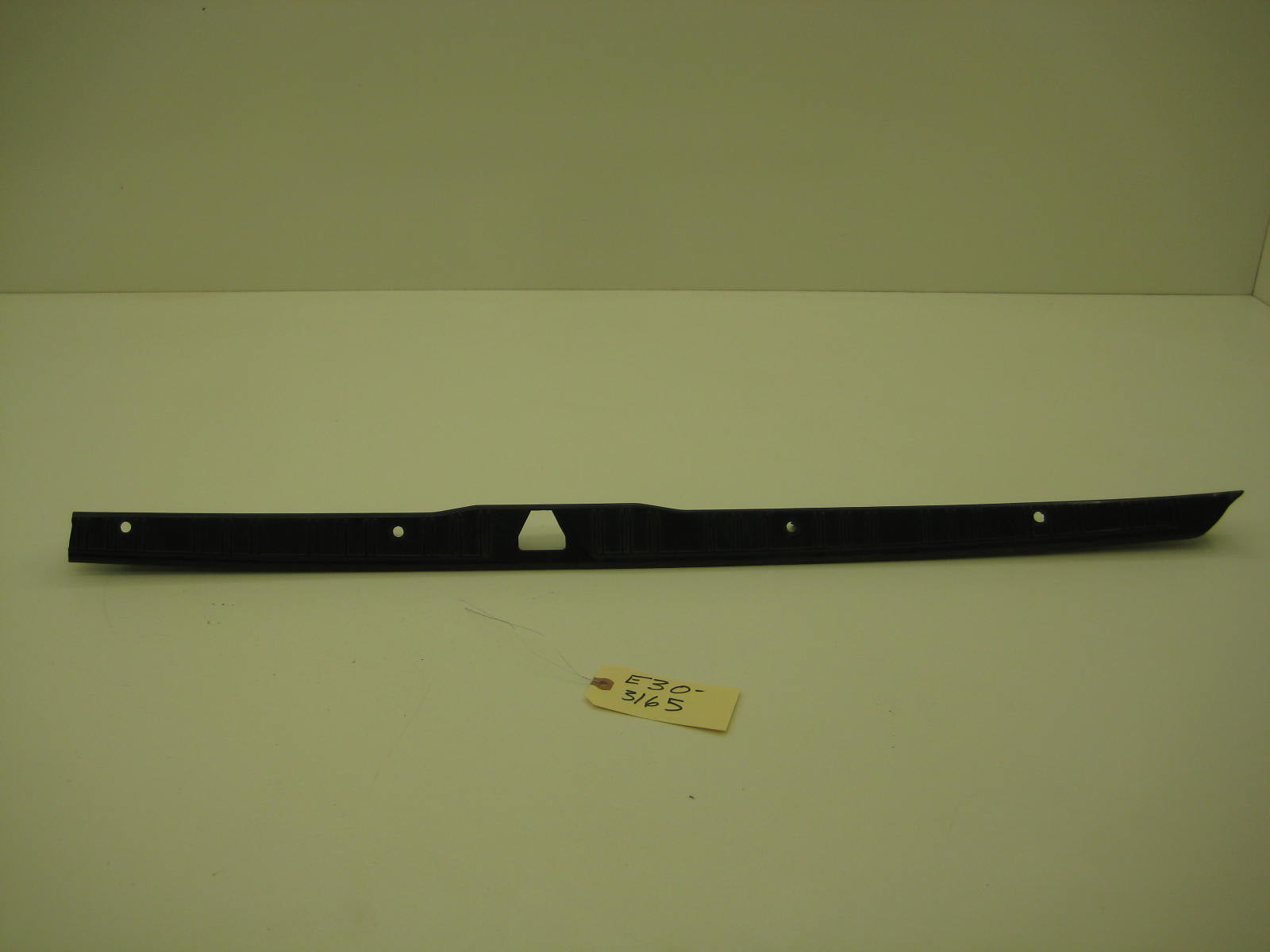 BMW E30 318 325 Trunk Plastic Trim