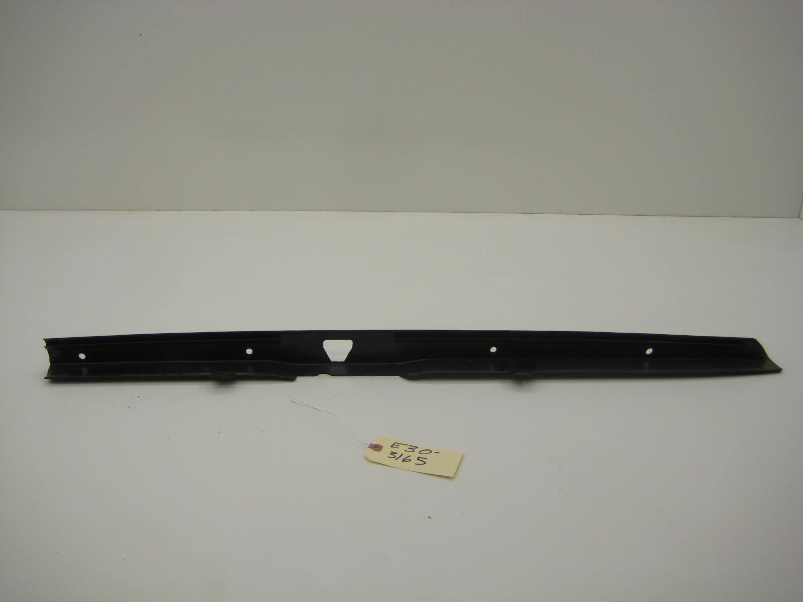 BMW E30 318 325 Trunk Plastic Trim