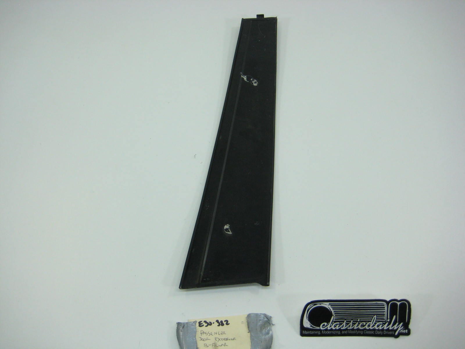 bmw e30 325 318 passenger door exterior b pillar trim