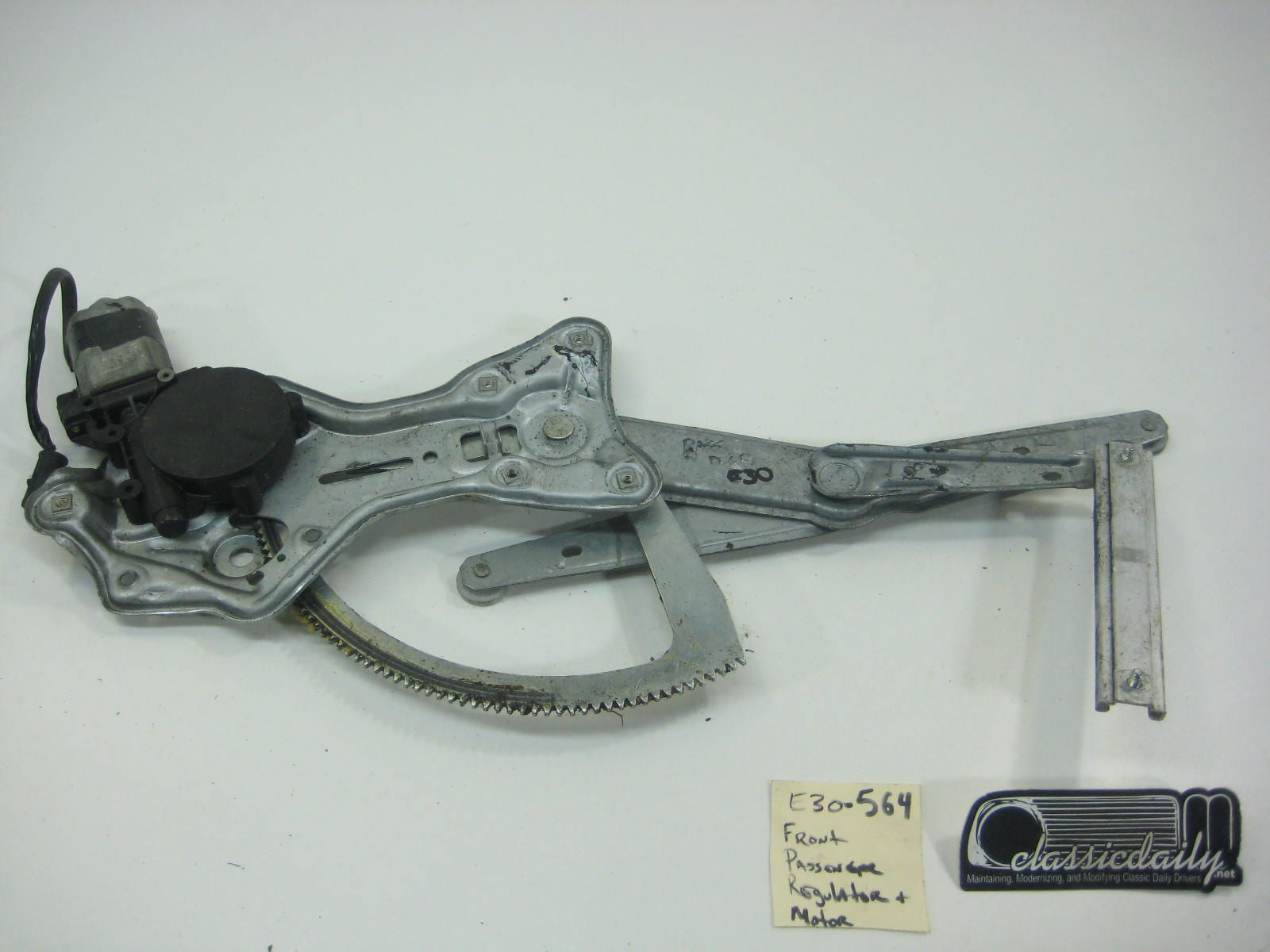 bmw e30 325 318 coupe front passenger regulator and motor 2