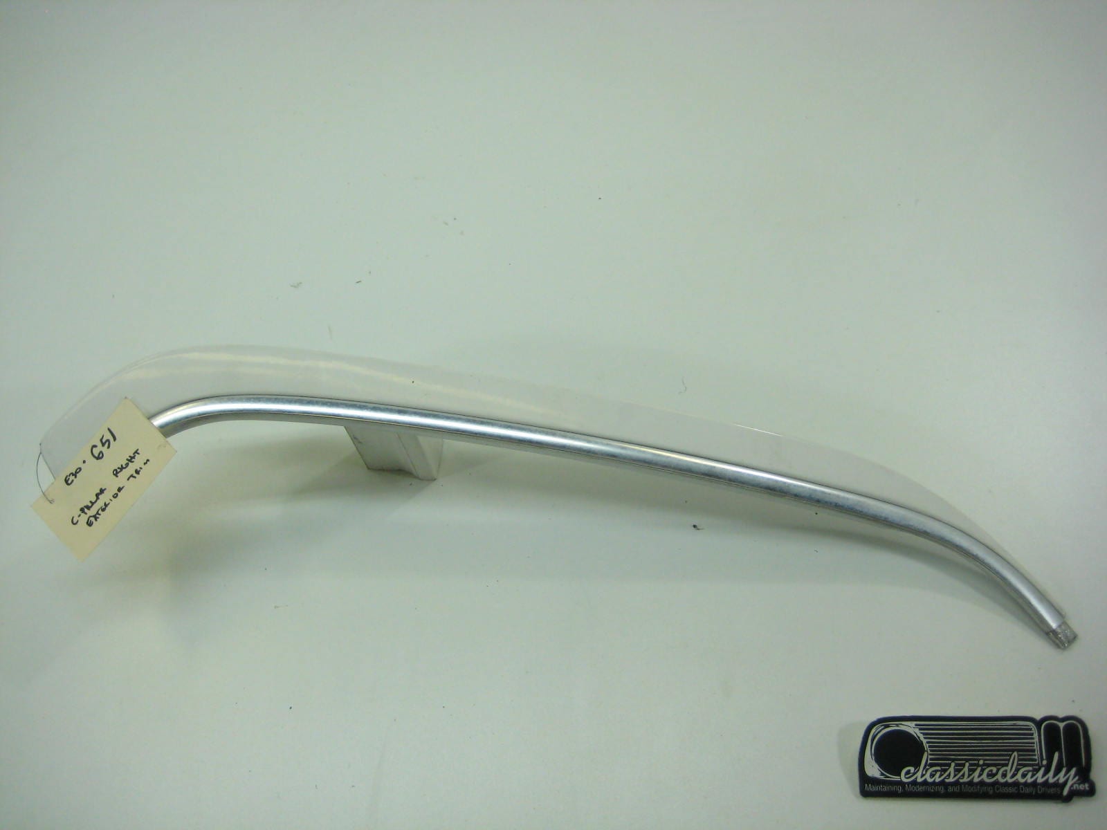 bmw e30 325 318 white coupe exterior passenger right side c pillar trim