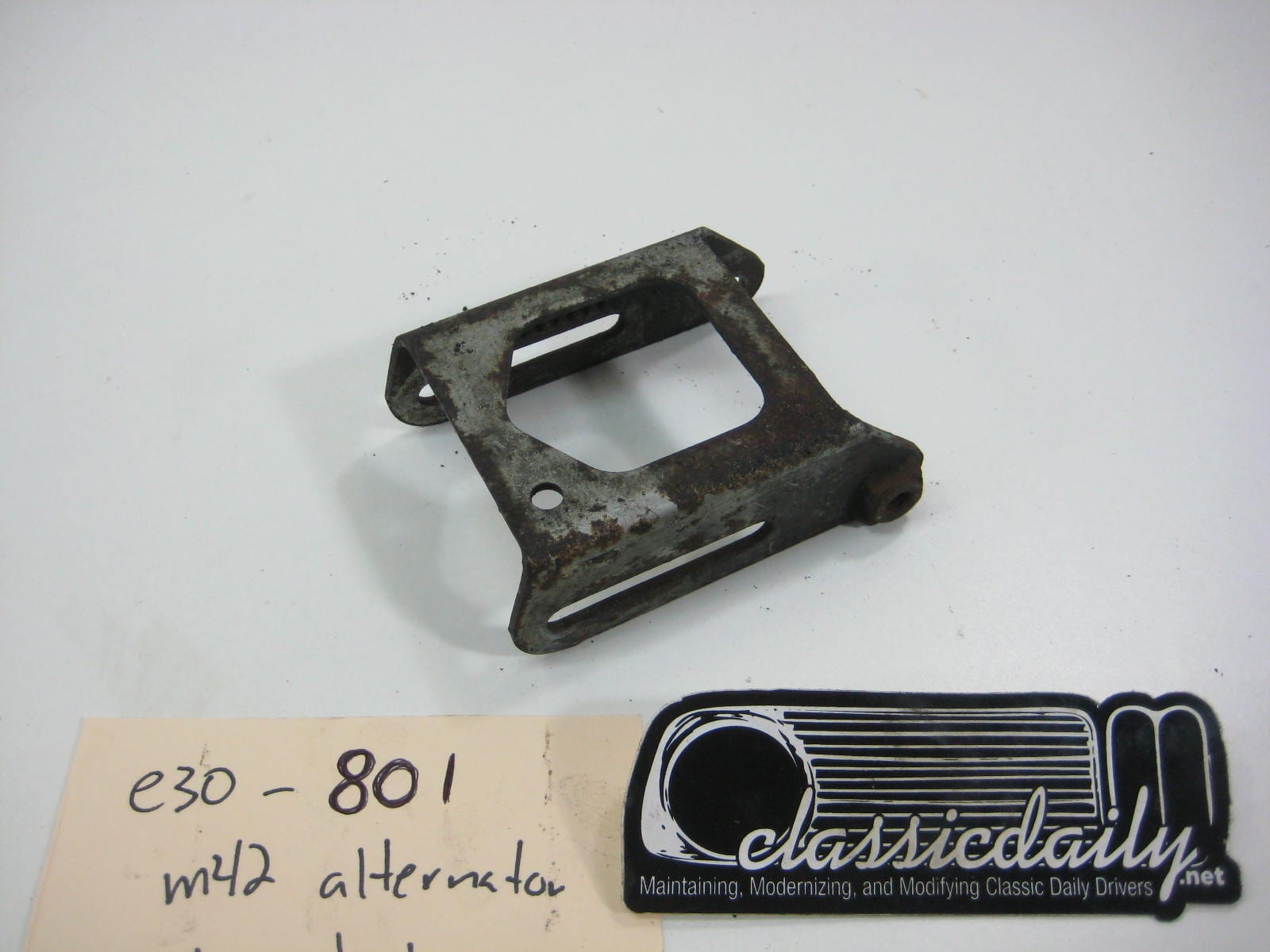 bmw e30 325 318 m42 alternator bracket 2