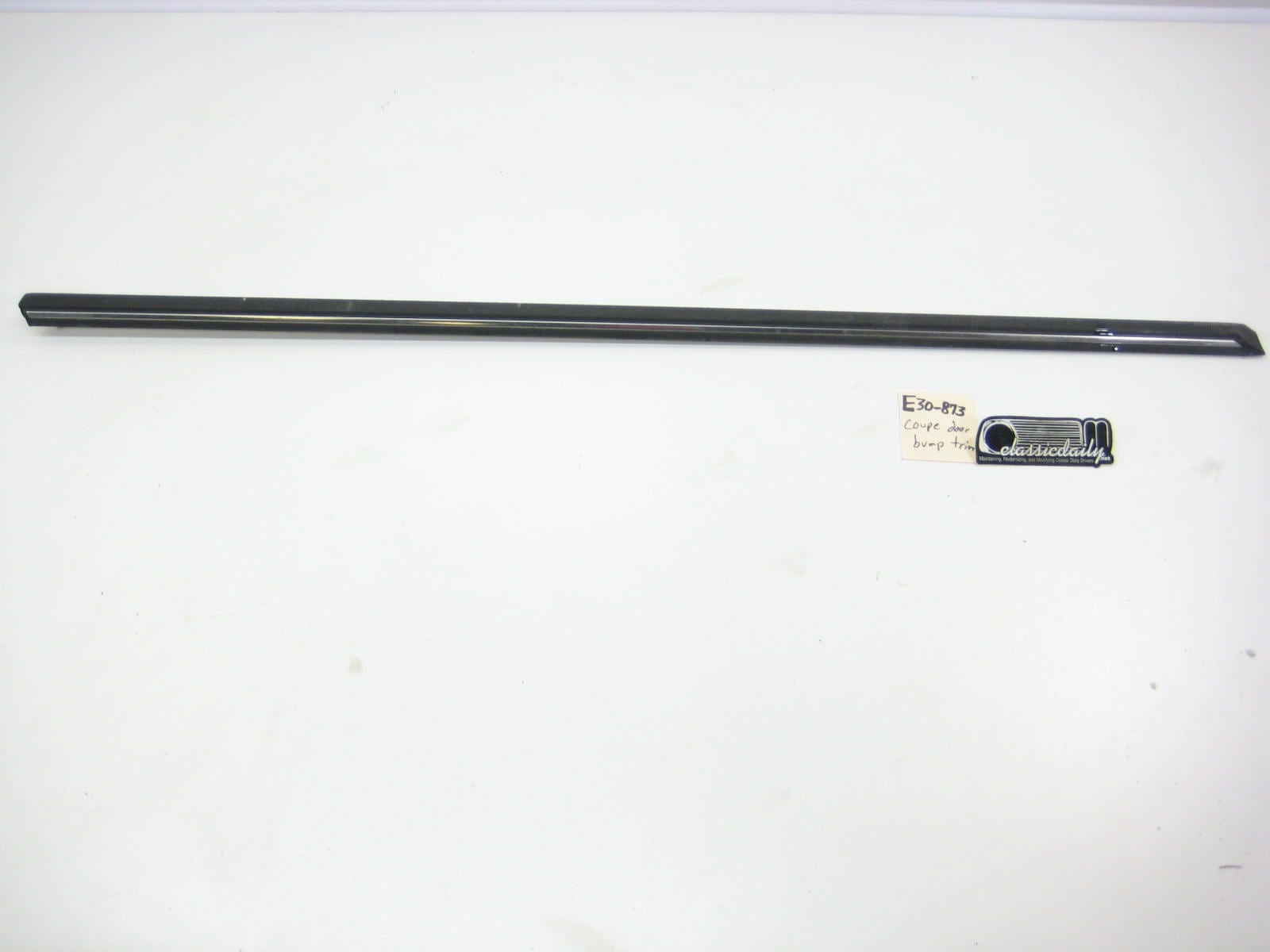 bmw e30 325 318 drivers side coupe door bump trim