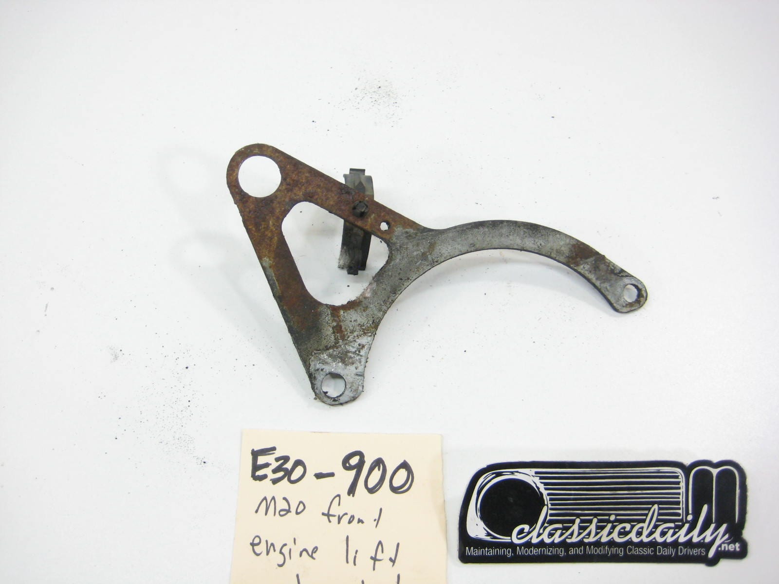 bmw e30 325 318 m20 front engine lift bracket