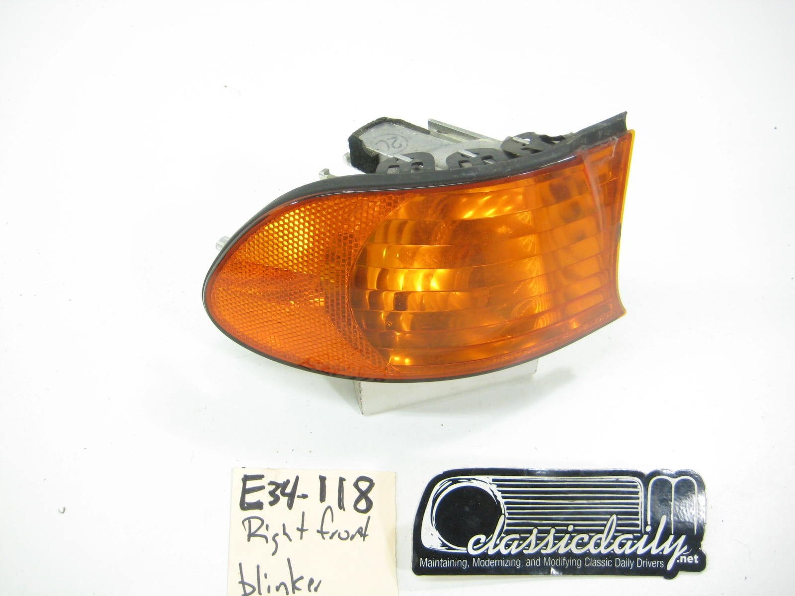 bmw e34 535 525 right front blinker lamp