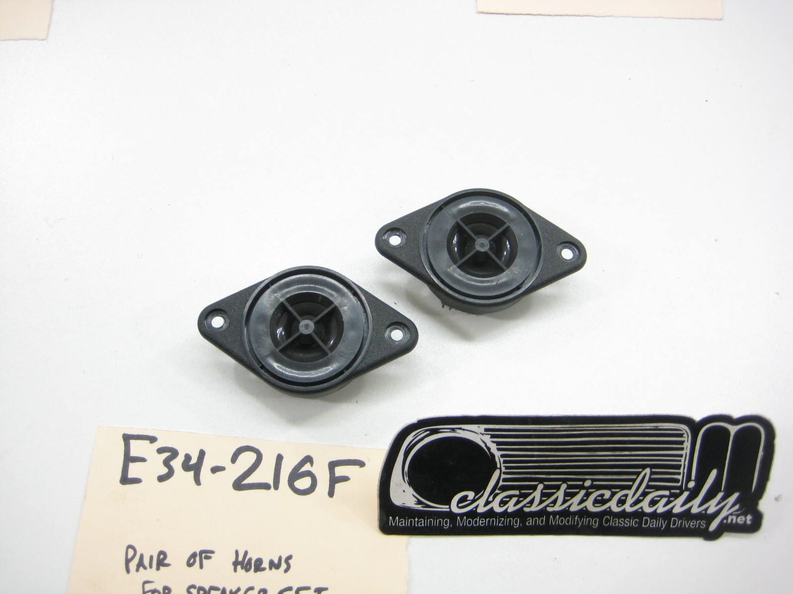 bmw e34 535 525 540 530 pair of horns for speaker set