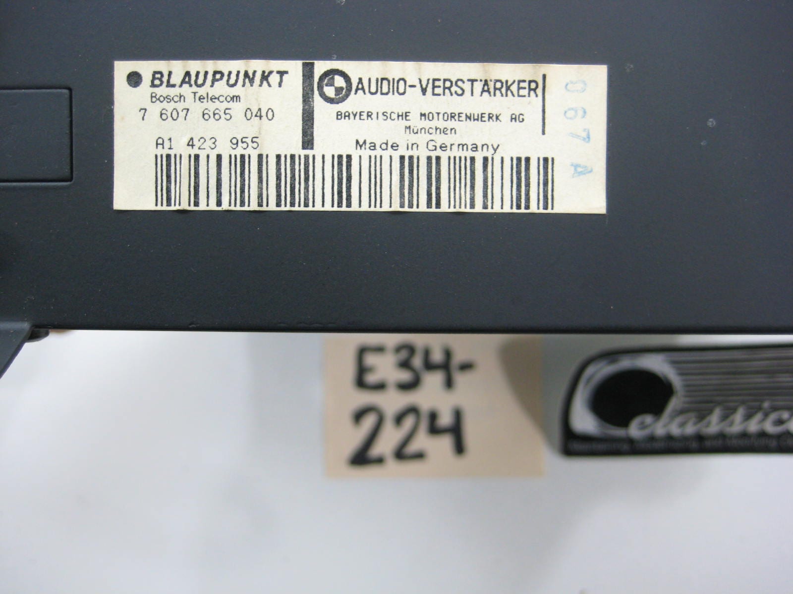 bmw e34 535 525 540 530 factory stereo amp