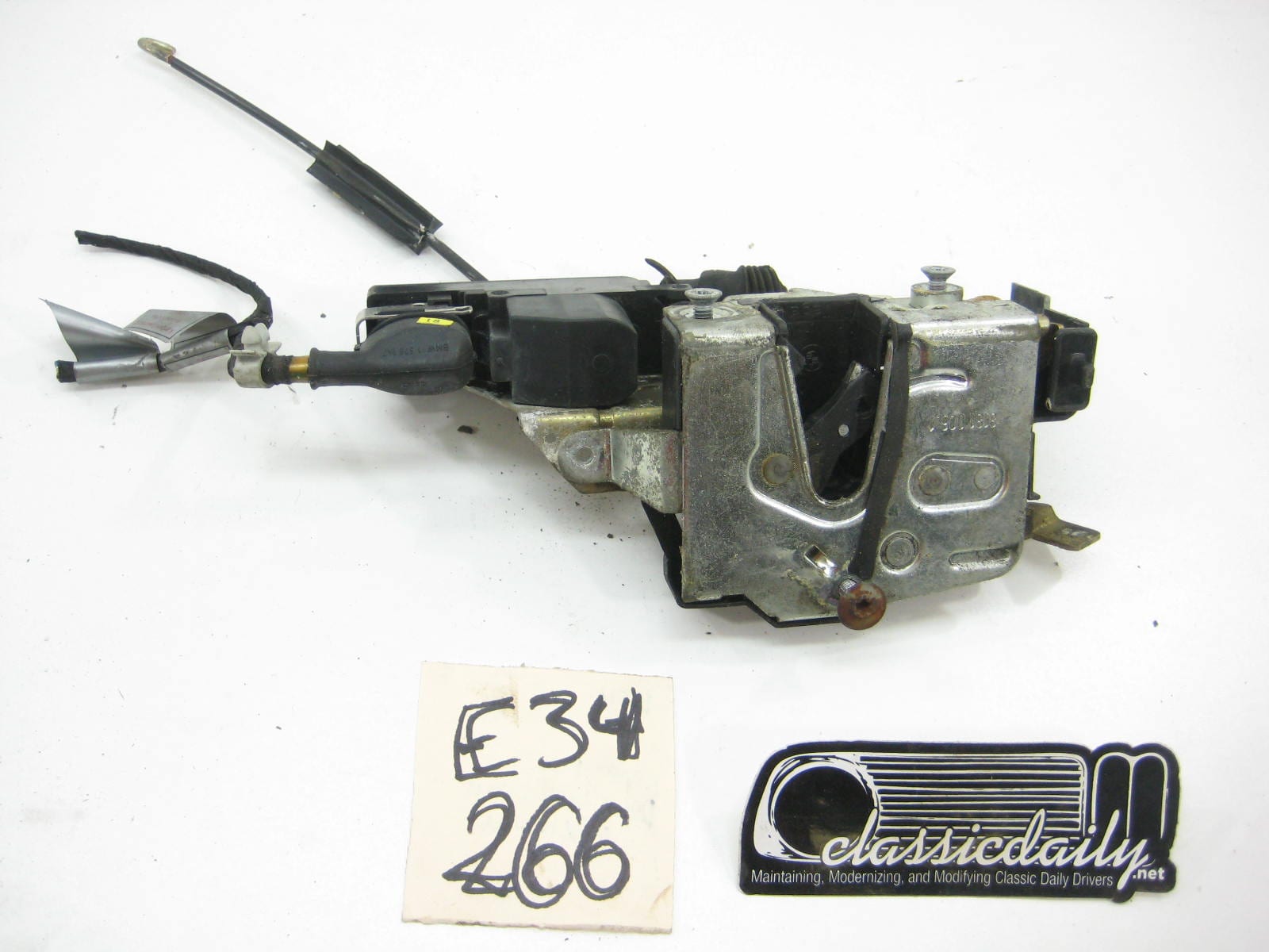 bmw e34 535 525 540 530 rear passenger door lock catch mechanism