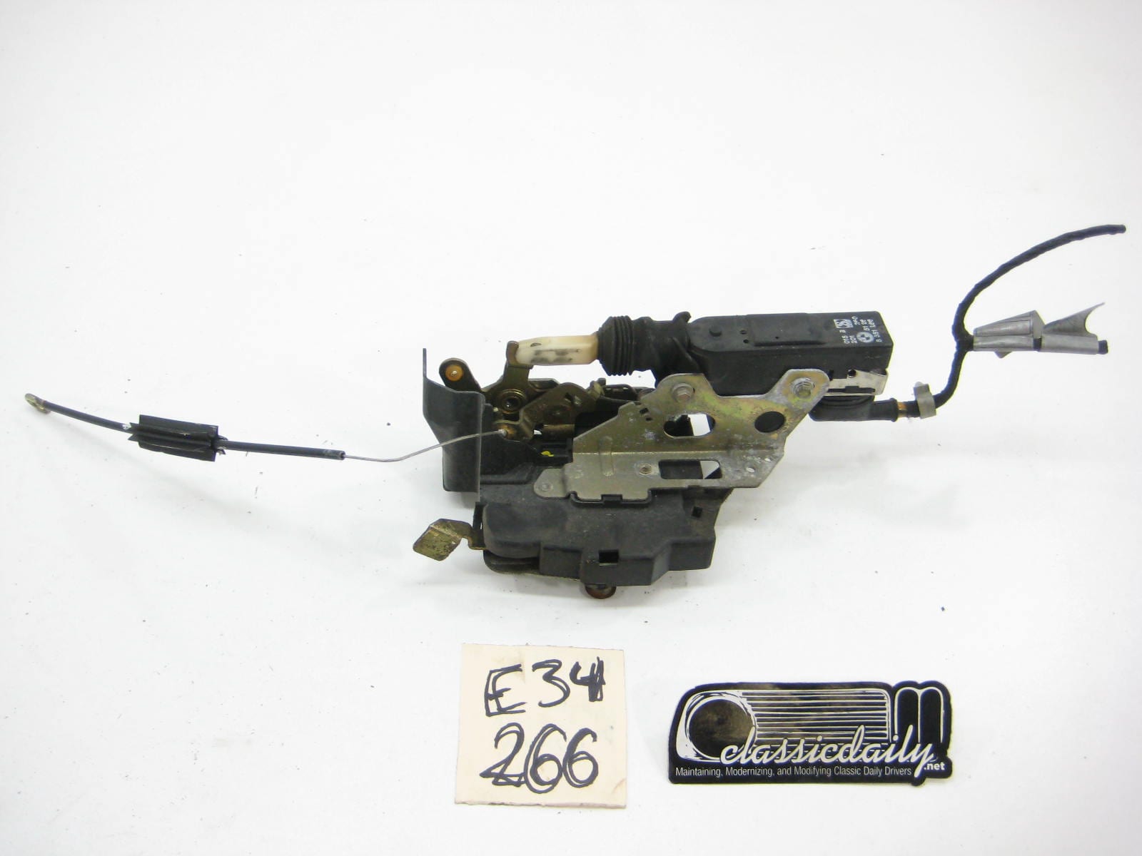 bmw e34 535 525 540 530 rear passenger door lock catch mechanism