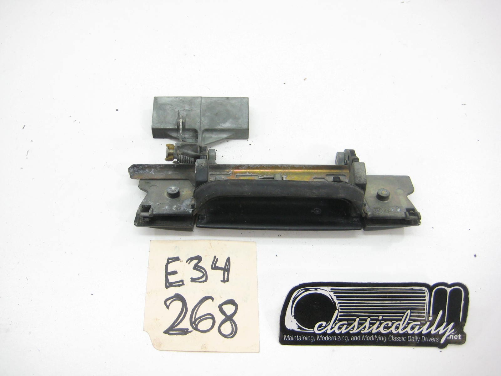 bmw e34 535 525 540 530 rear driver exterior door handle