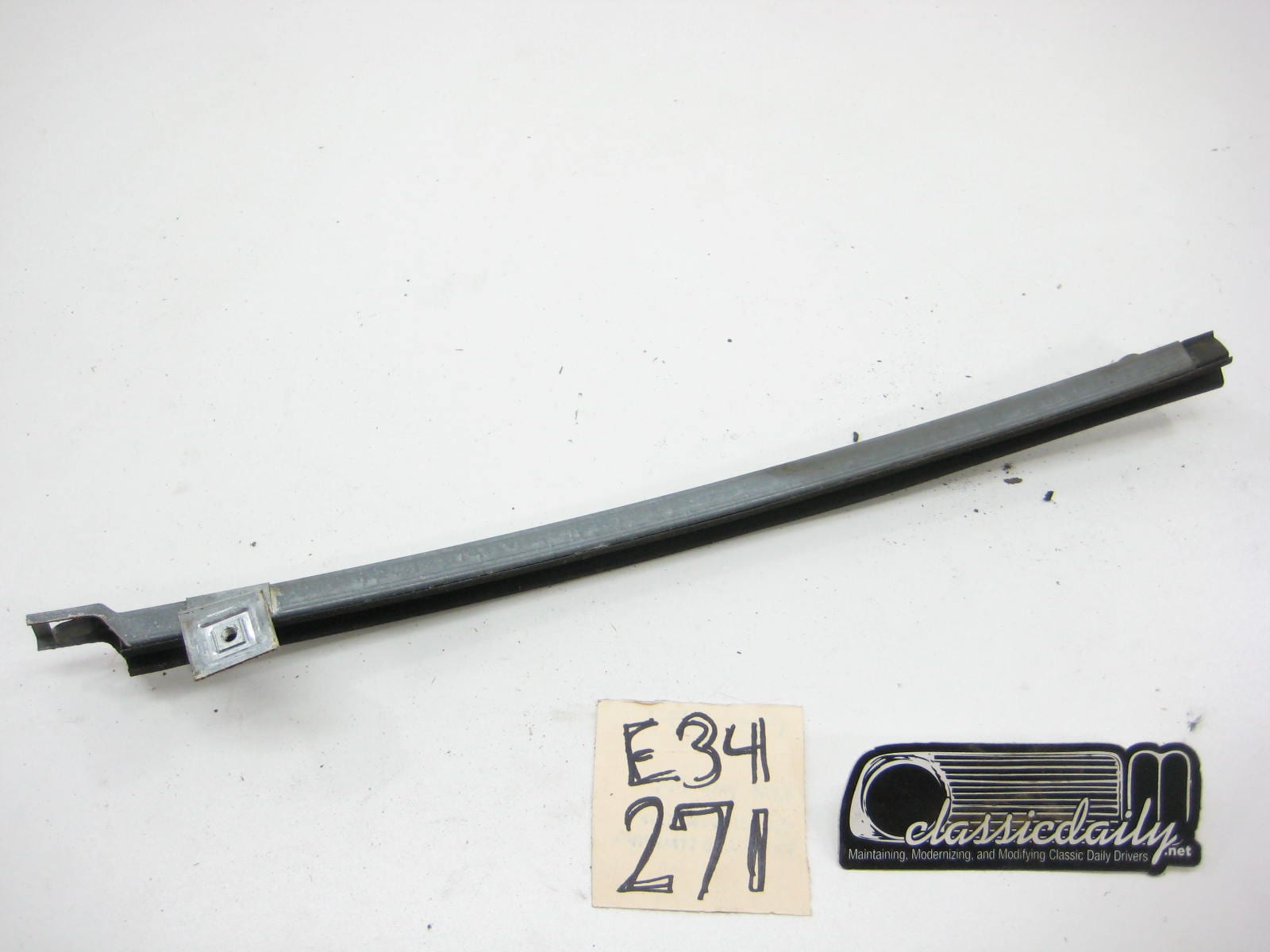 bmw e34 535 525 540 530 rear passenger side top window trim piece and stripping