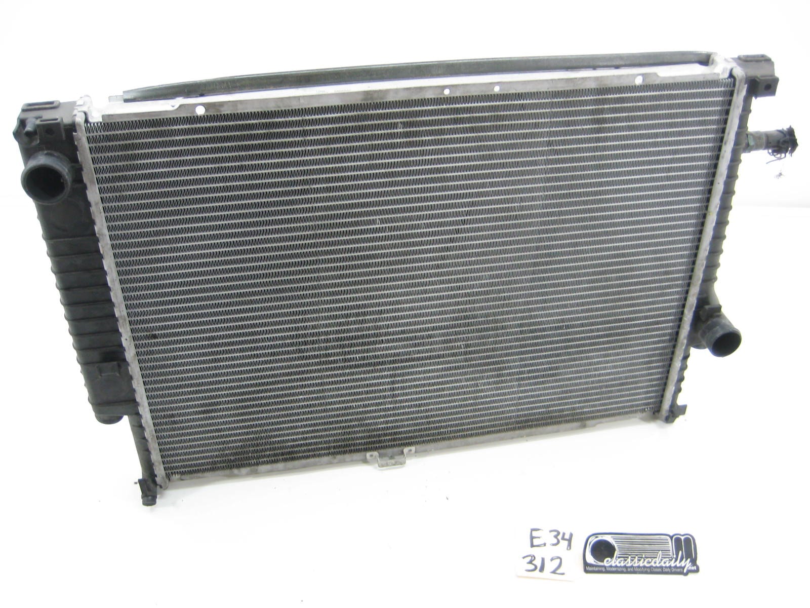 bmw e34 m5 s38b36 radiator