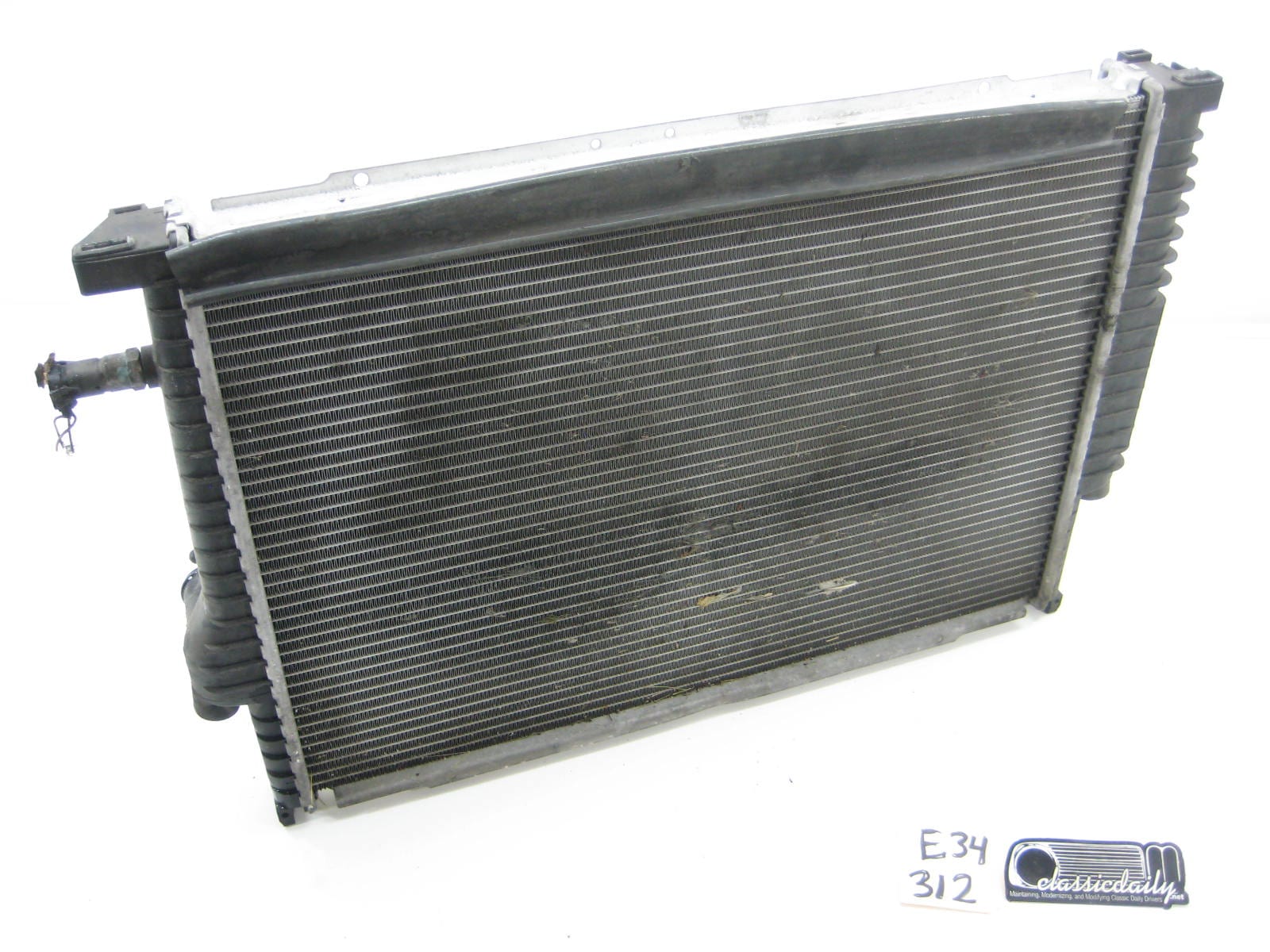 bmw e34 m5 s38b36 radiator
