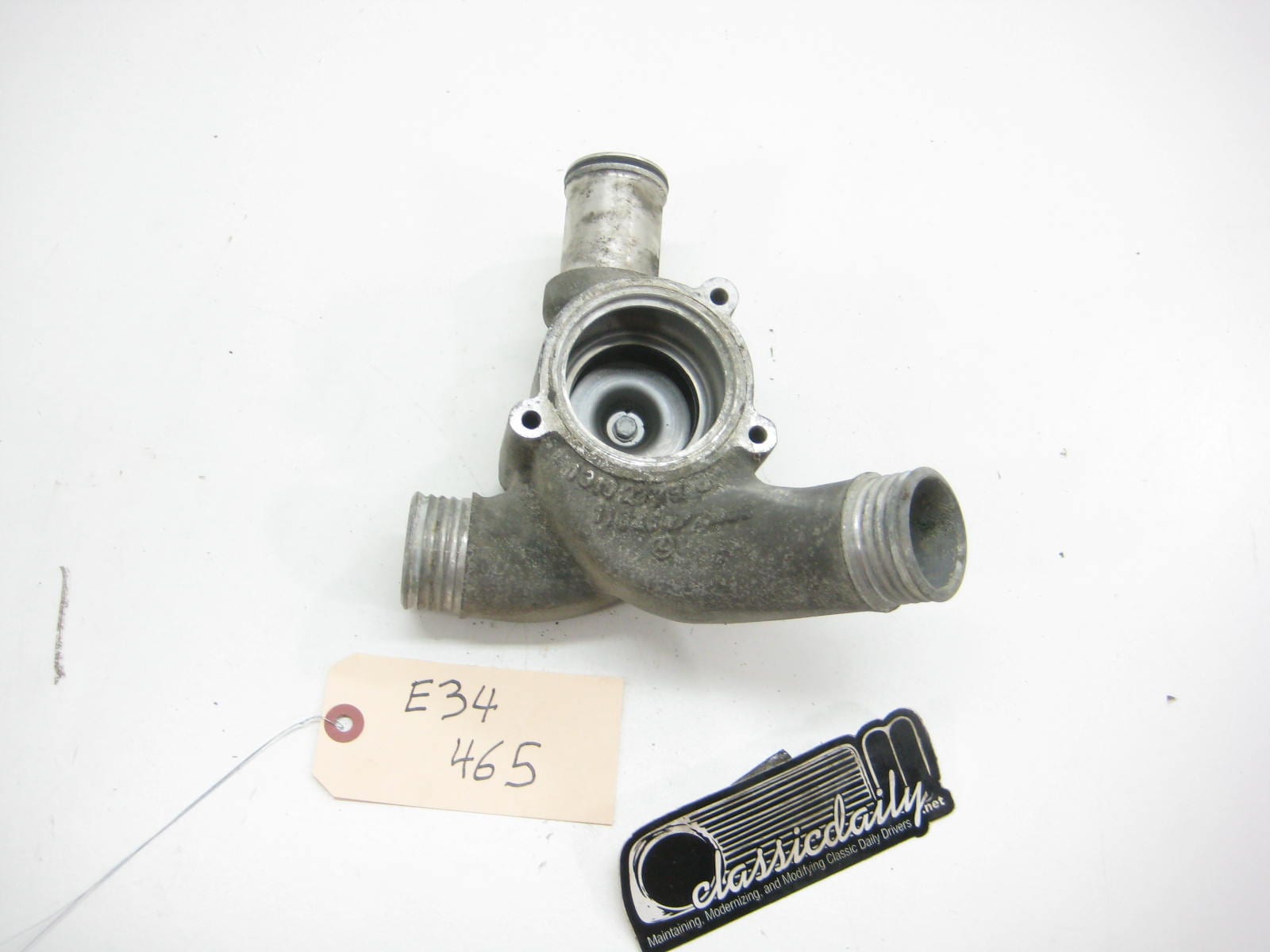bmw e34 535 m5 s38b36 thermostat housing