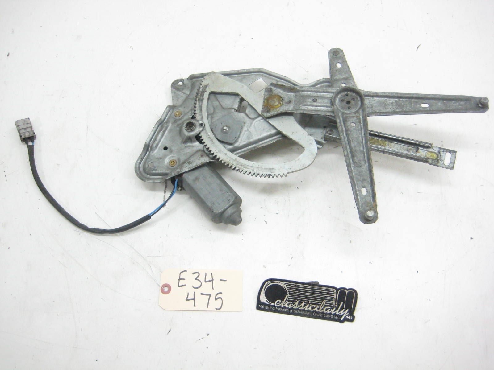 bmw e34 535 m5 rear drivers left window regulator