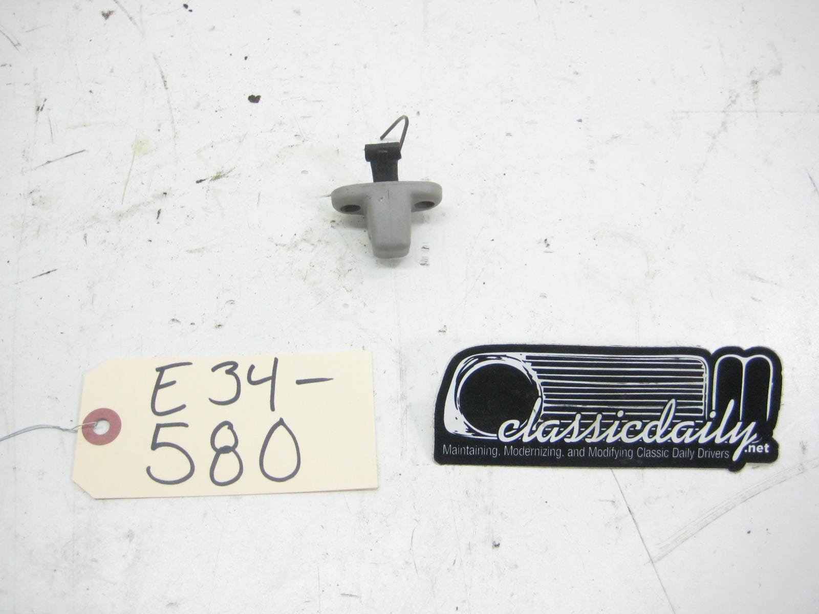 bmw e34 535 m5 sun visor clip with wire 2