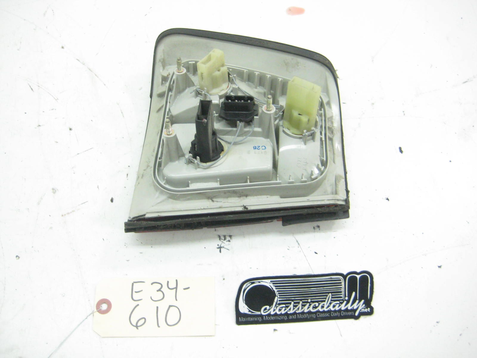 bmw e34 535 m5 passenger side taillight tail light 2