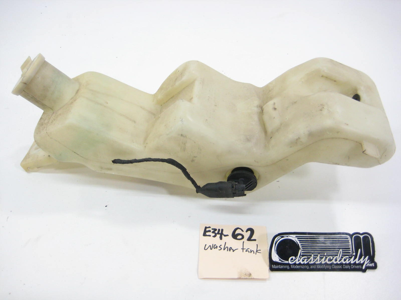 bmw e34 535 525 washer tank