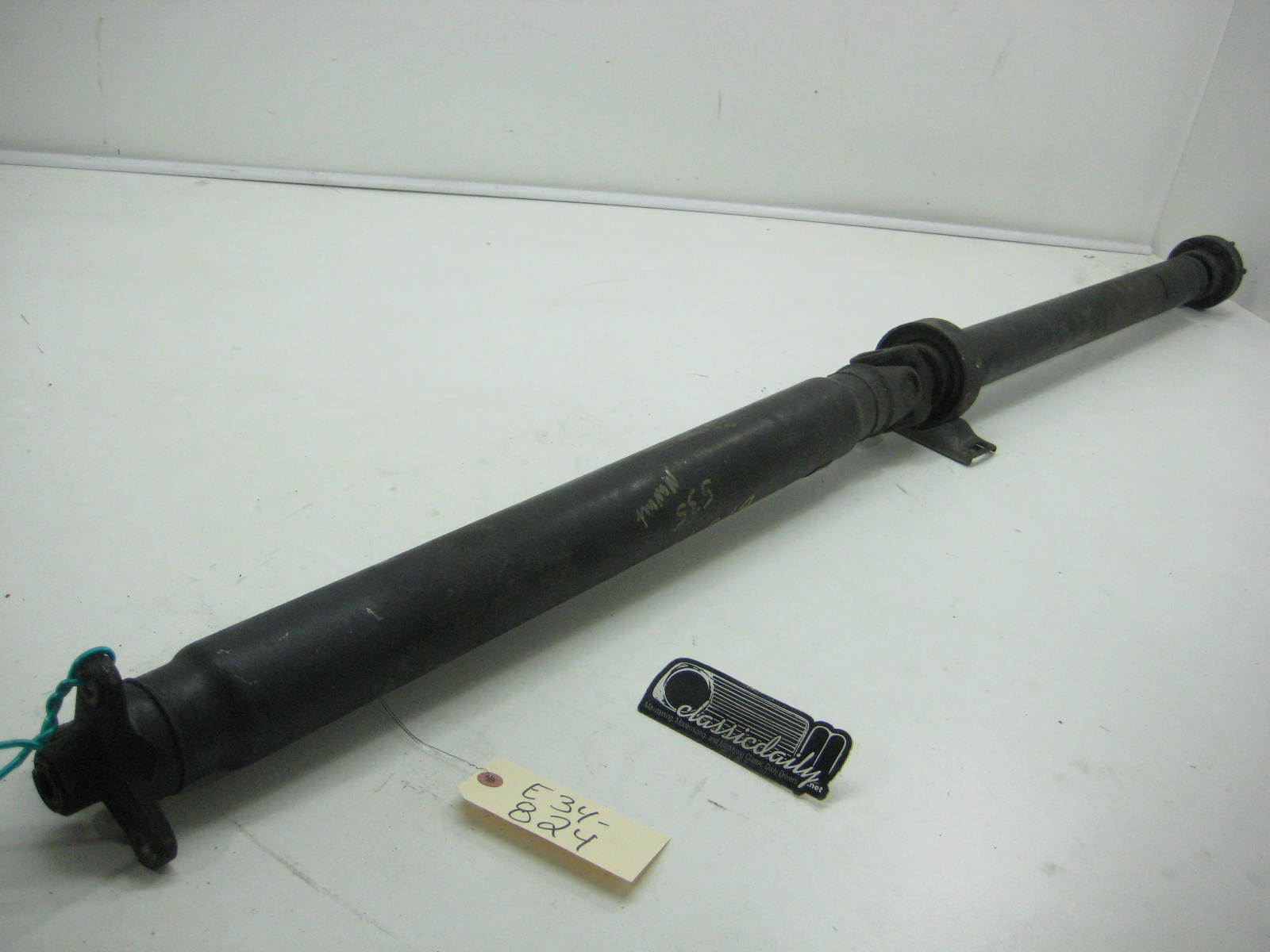 BMW E34 535 525 535 Manual Drive Shaft (Total 62 1/2")(Ff Csb 32 3/4")(Rf Sl 30") e34 824