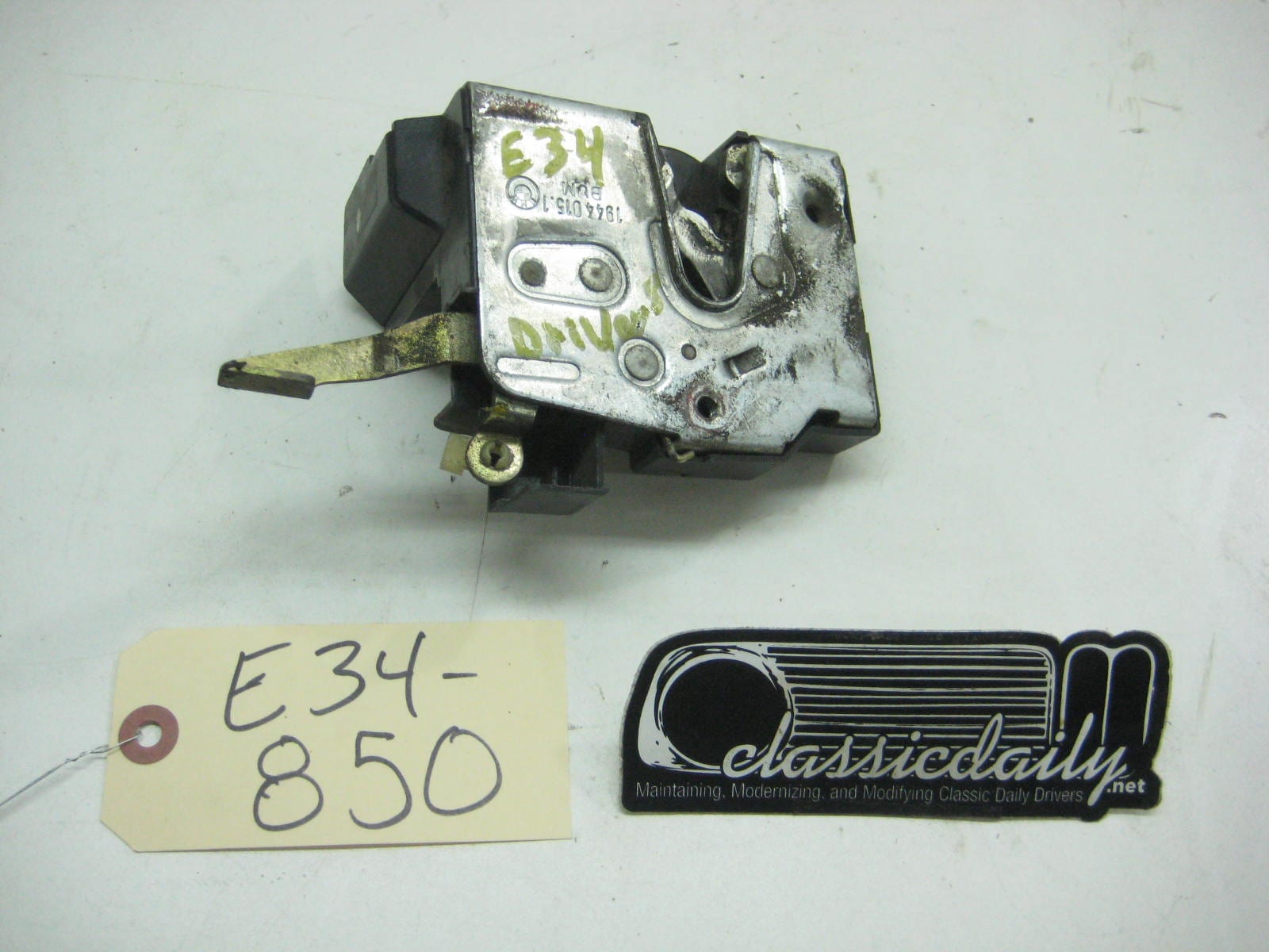 bmw e34 535 540 drivers rear door latch assembly