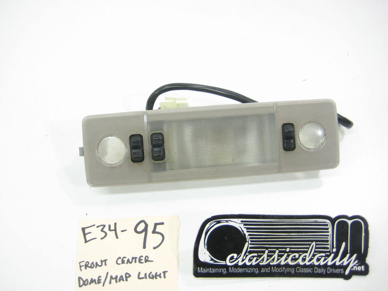 bmw e34 535 525 front center dome map light 2