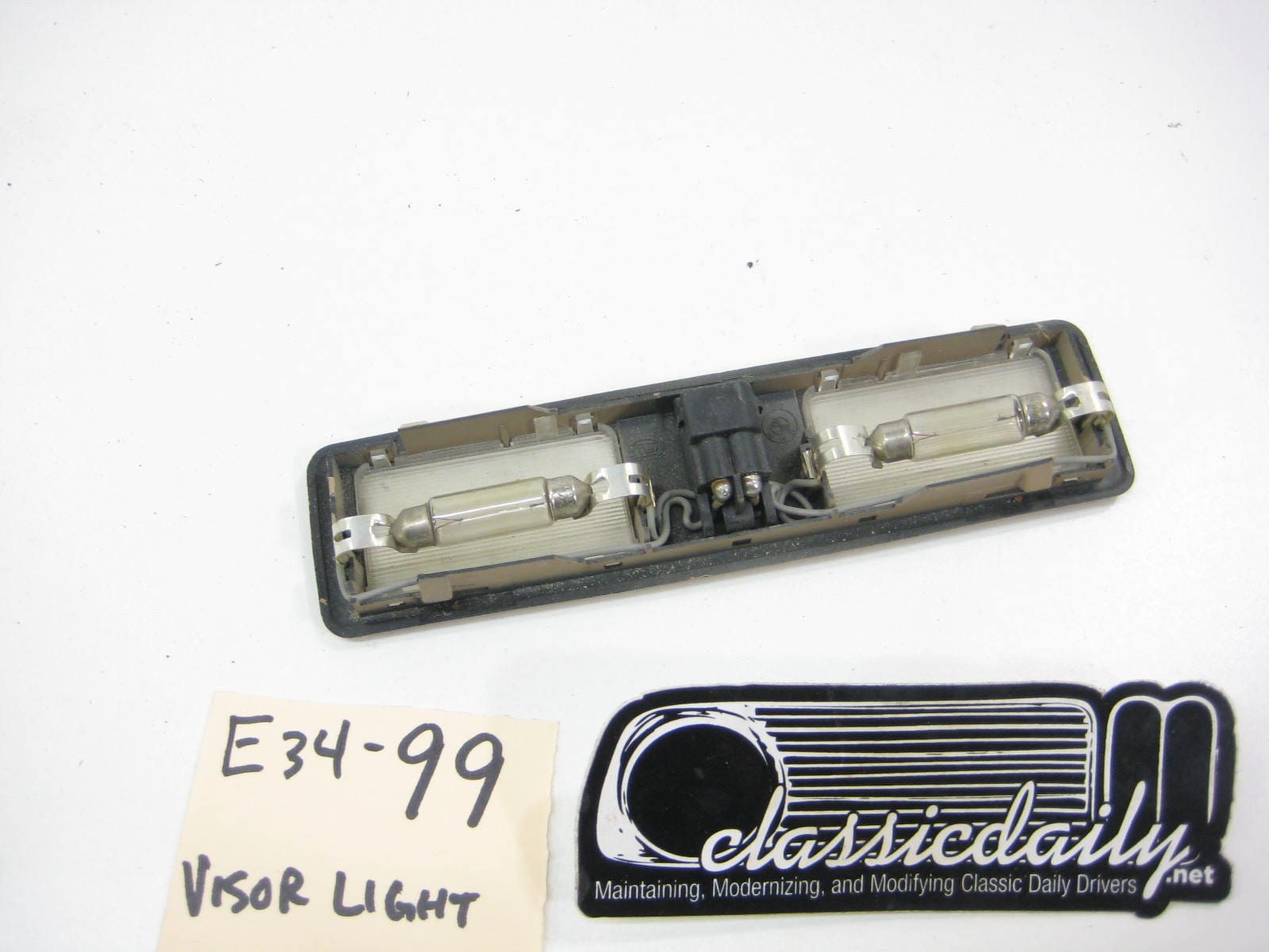bmw e34 535 525 visor light 3