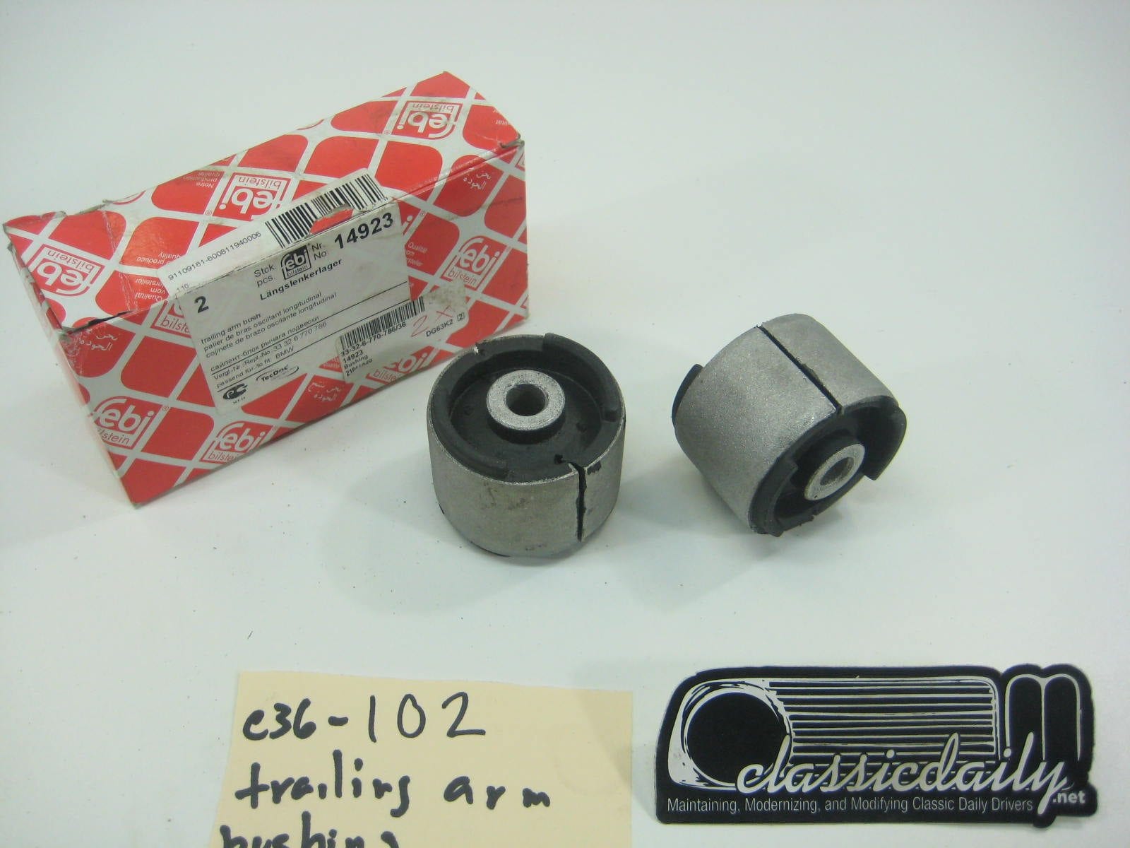 bmw e28 535 535is 528e trailing arm bushing pair 33 32 6 770 786