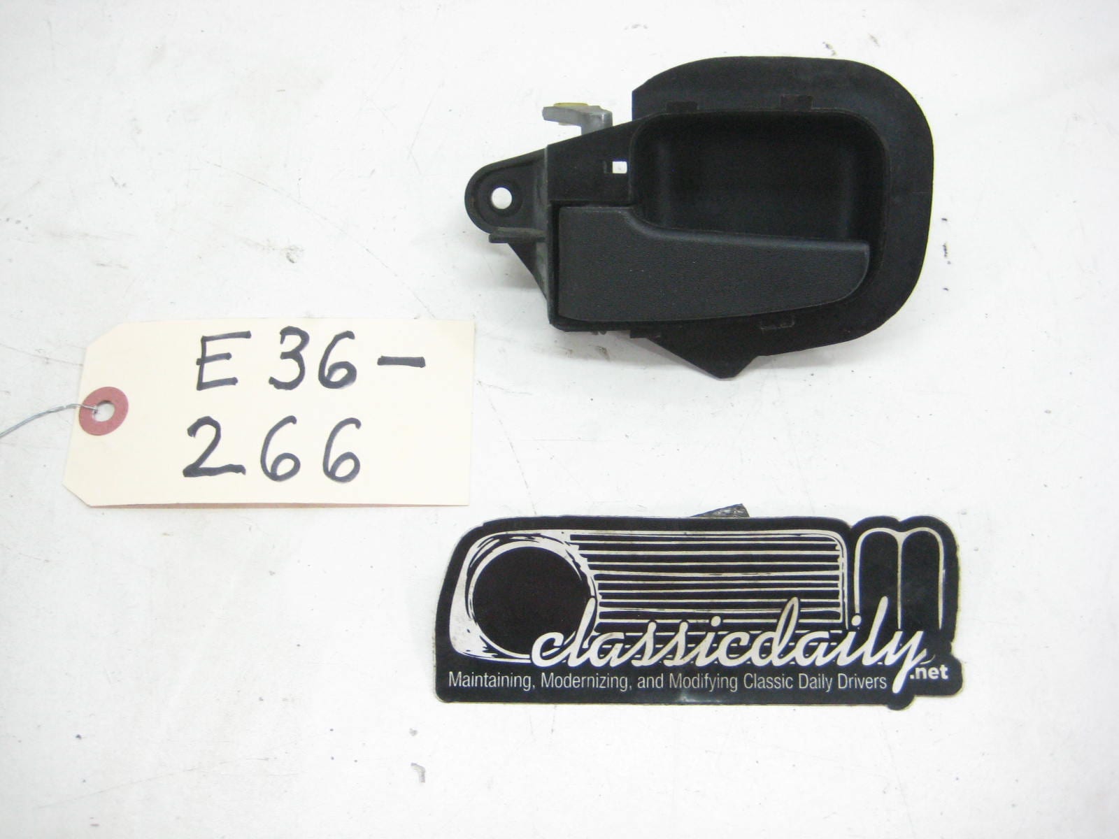 bmw e36 325 328 m3 interior door handle 2