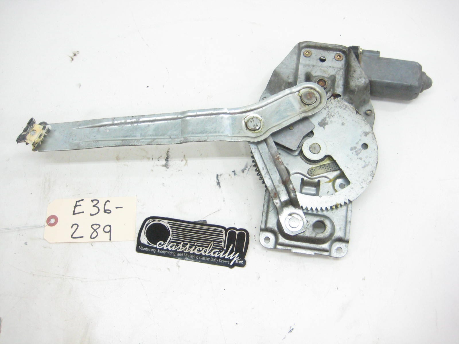 bmw e36 325 328 m3 driver rear sedan door regulator