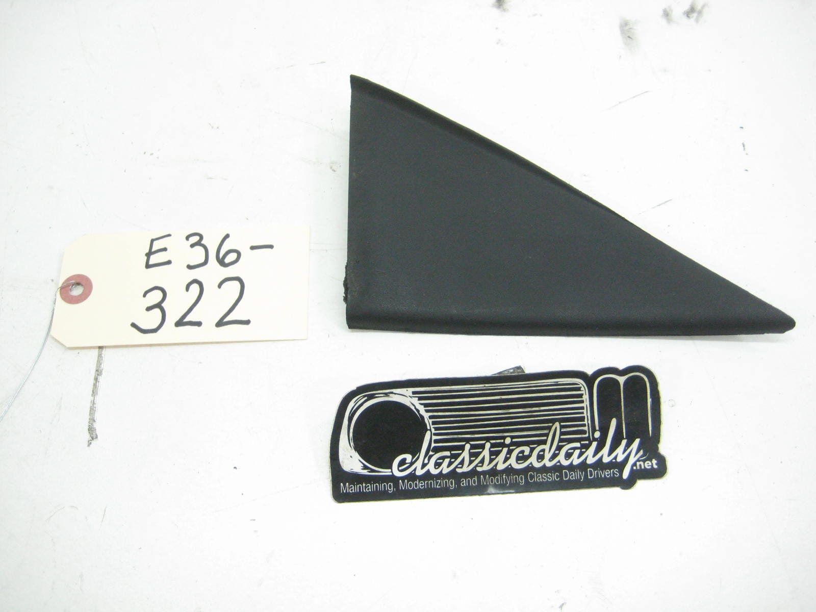 bmw e36 325 328 m3 right door trim triangle