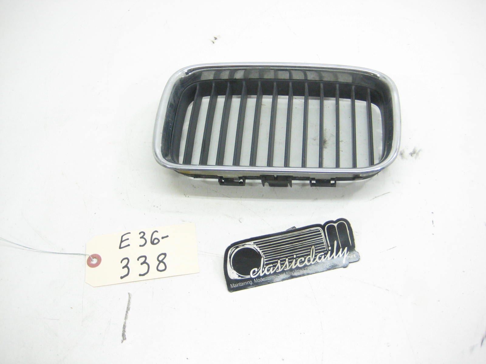 bmw e36 325 328 m3 passenger side front kidney grill