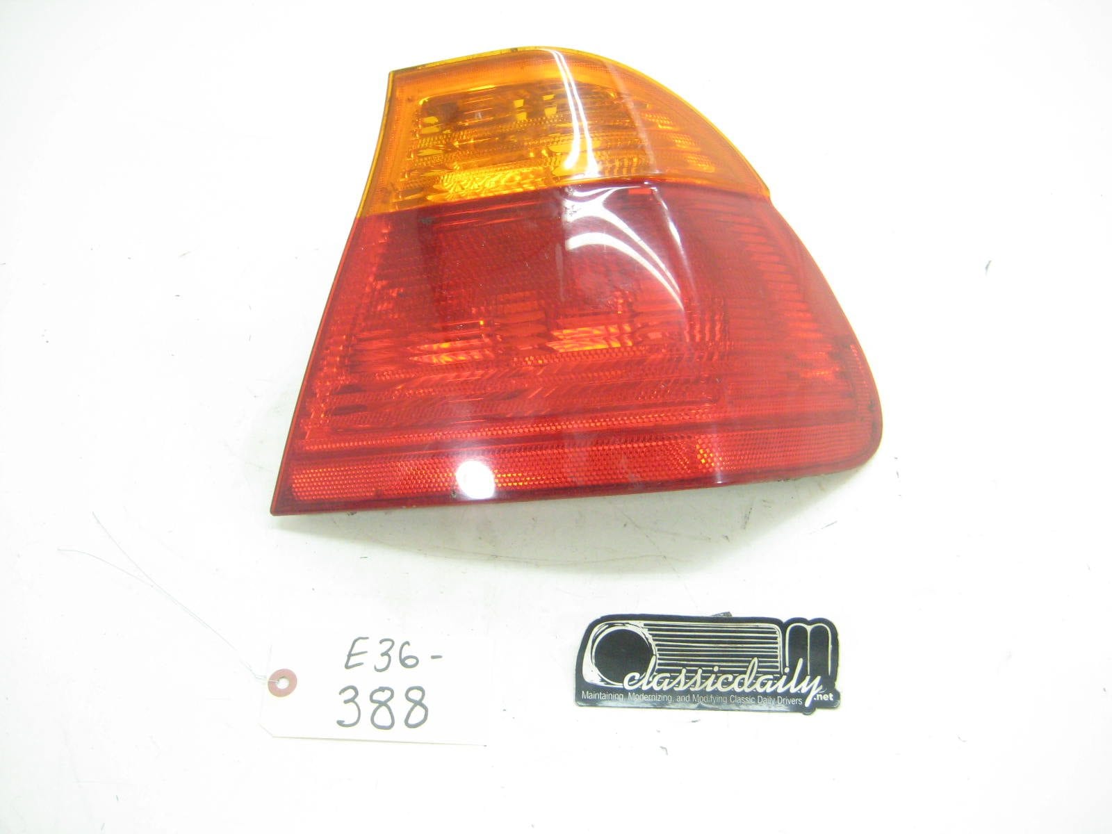 bmw e36 325 328 m3 passenger side rear taillight